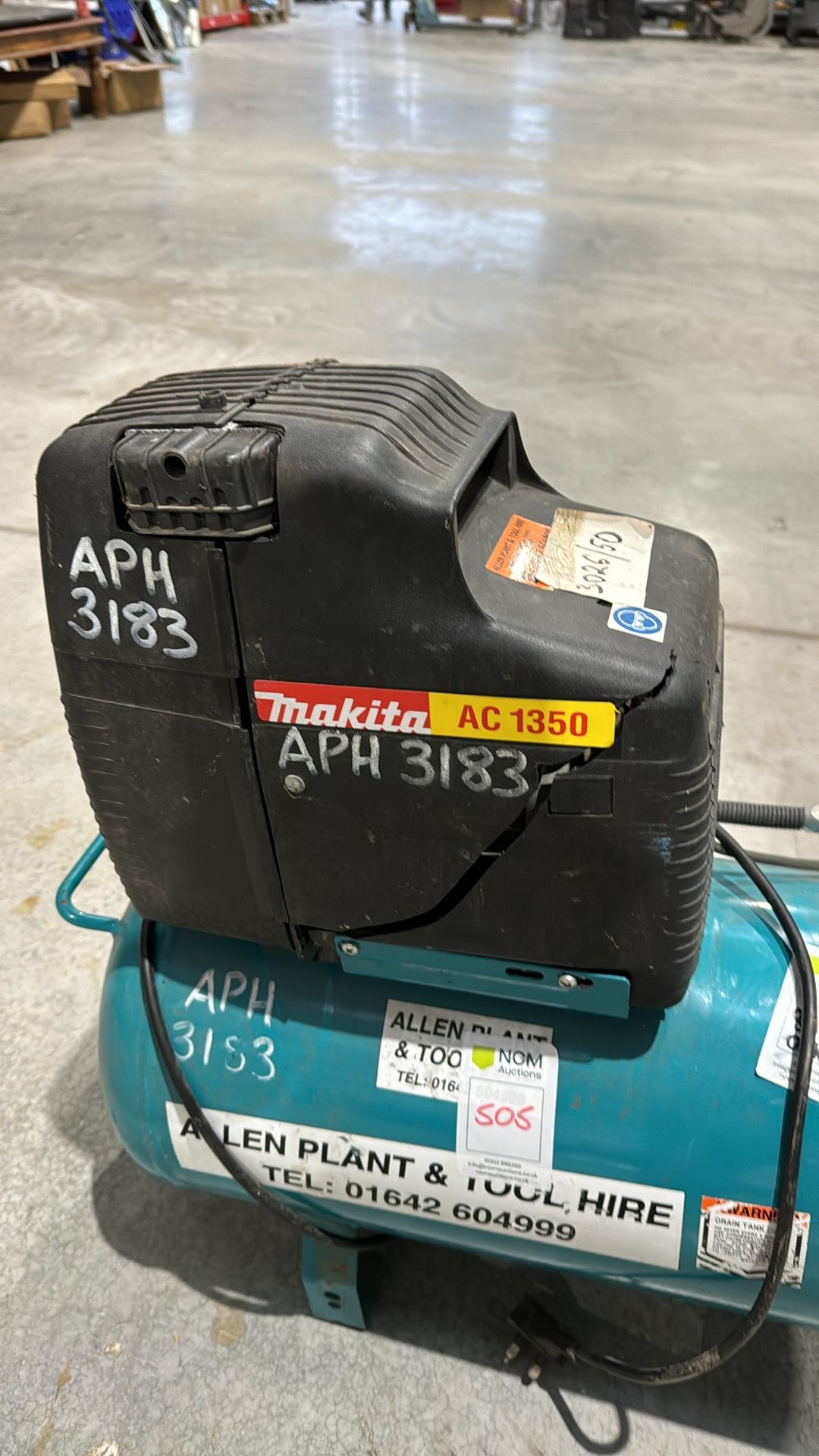 2017 MAKITA Compressor - Model AC1350 - NO RESERVE - Image 2 of 3