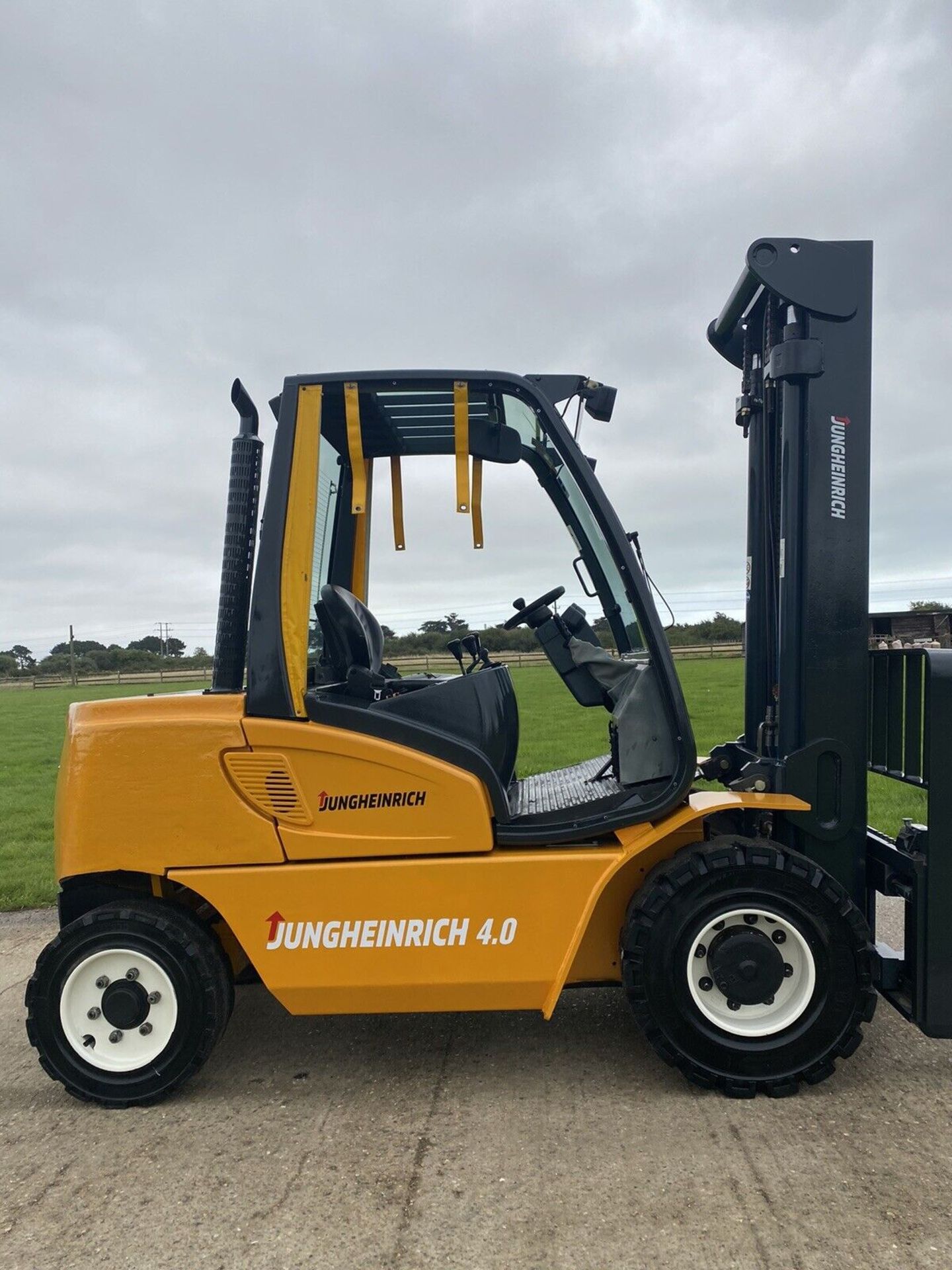 JUNGHEINRICH, 4 Tonne Diesel Forklift - Image 2 of 8