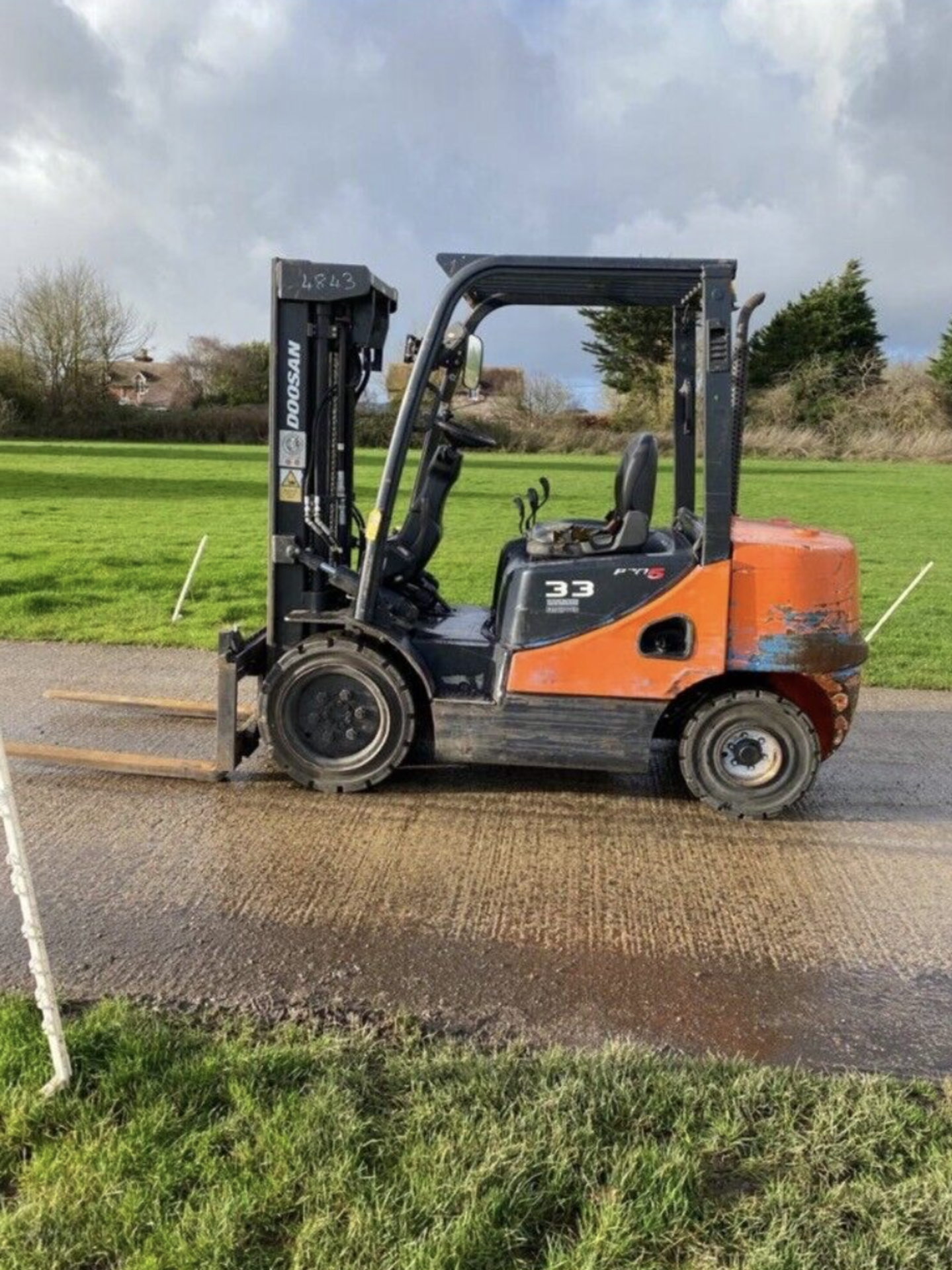 2014 - DOOSAN 3.3 Diesel (Container Spec) Forklift Truck - Image 5 of 5