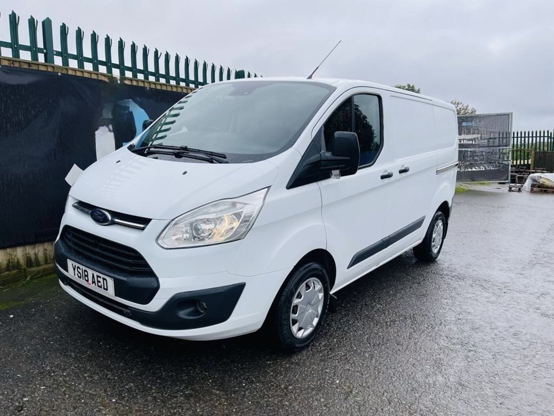 2018, Ford Transit Custom 270 TREND LR P/V - Image 13 of 16