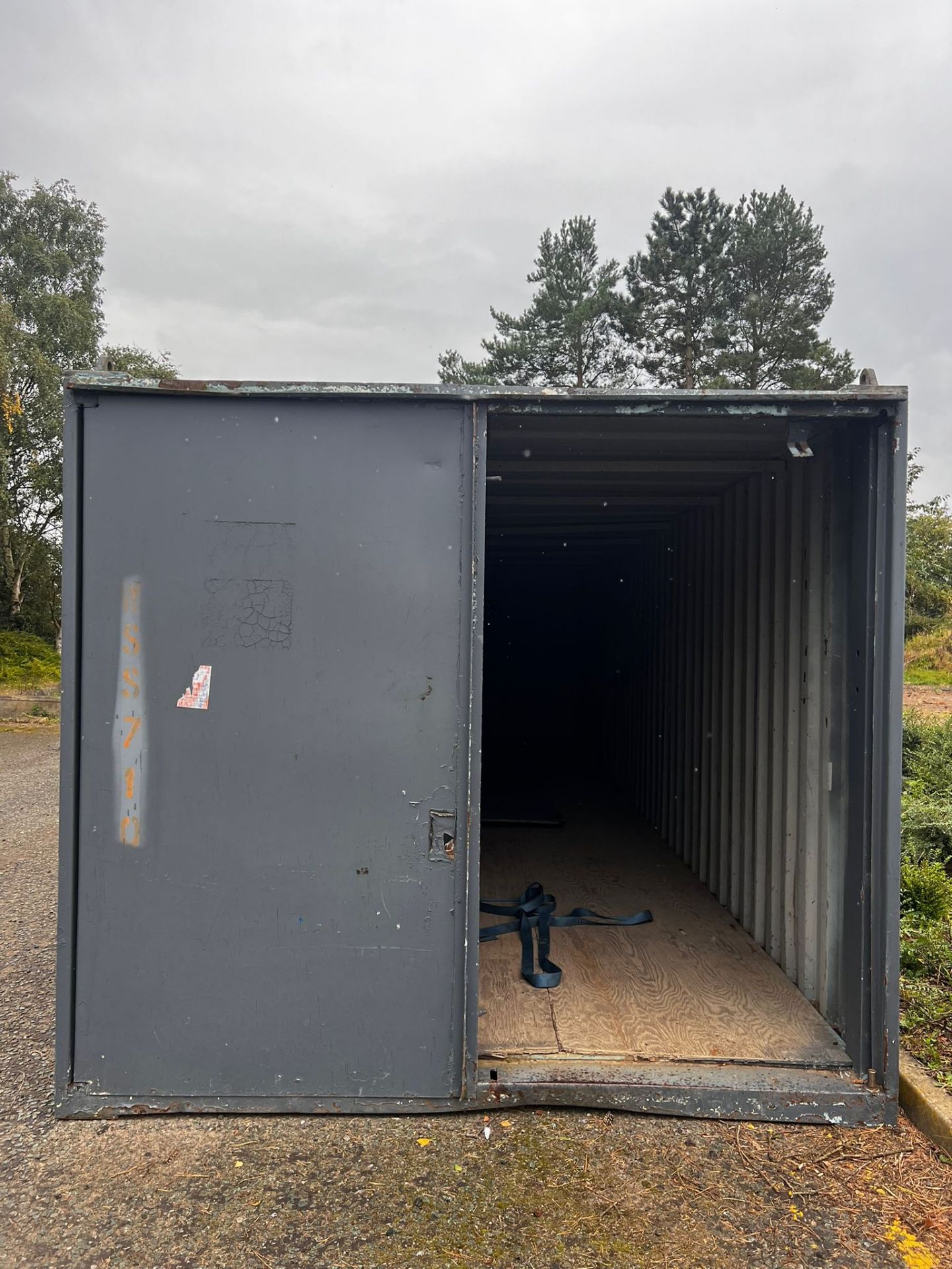 32ft Storage Container - Image 3 of 10