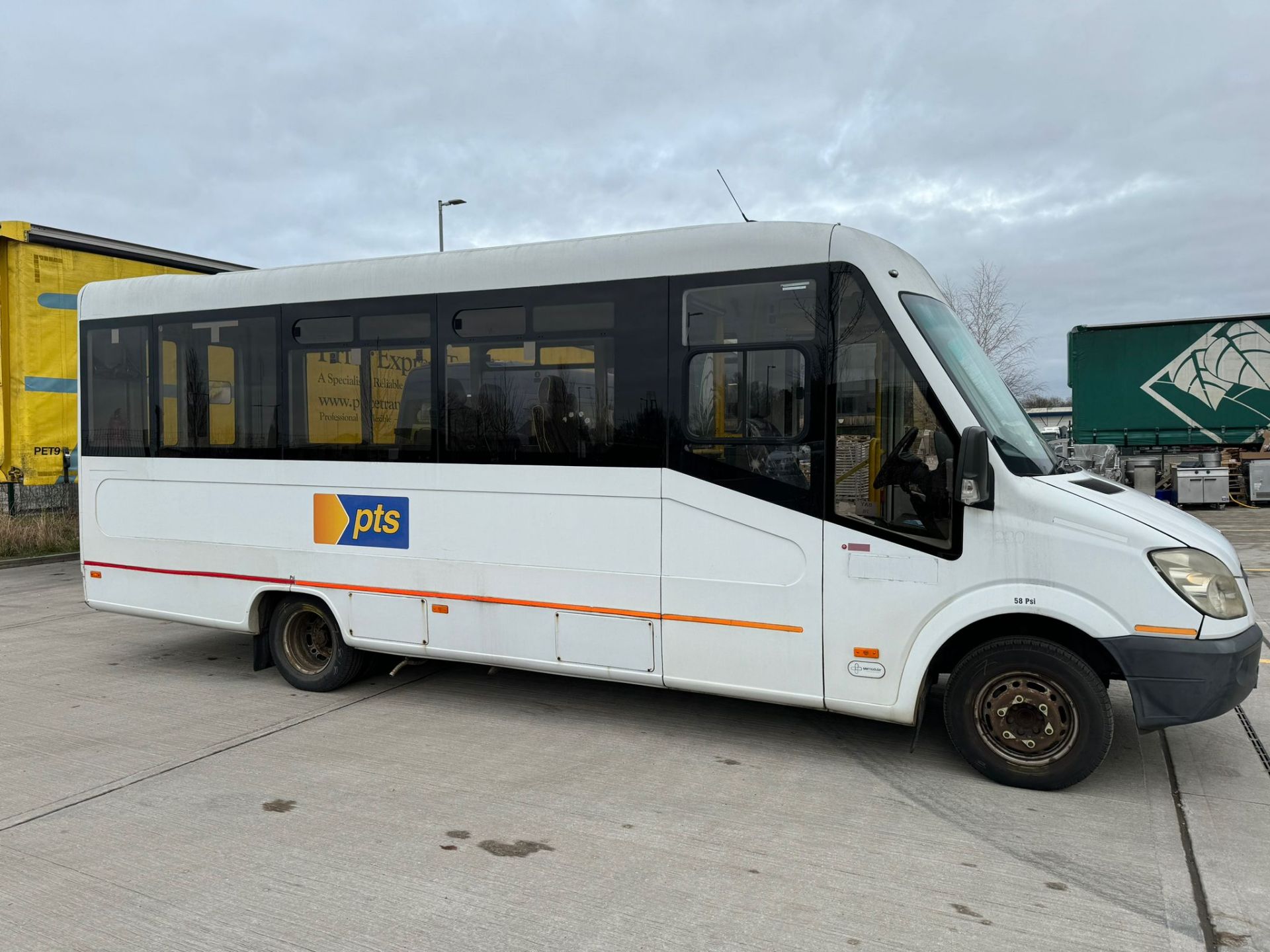 EX-COUNCIL FLEET VEHICLE - 2008, Mercedes-Benz Sprinter (WX08 BGV) Welfare Bus - Image 3 of 25