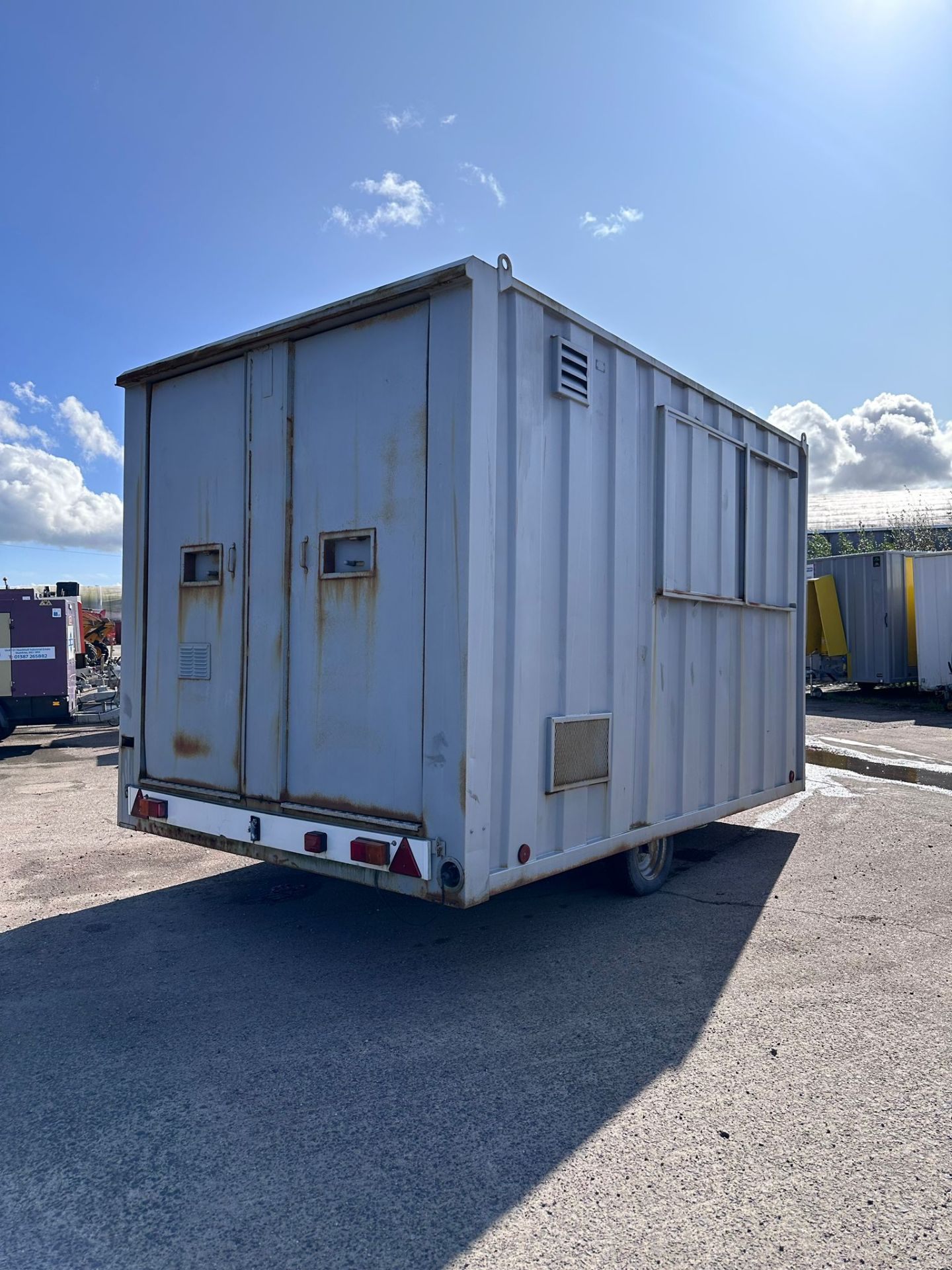 Groundhog 6-Man Towable Welfare Cabin