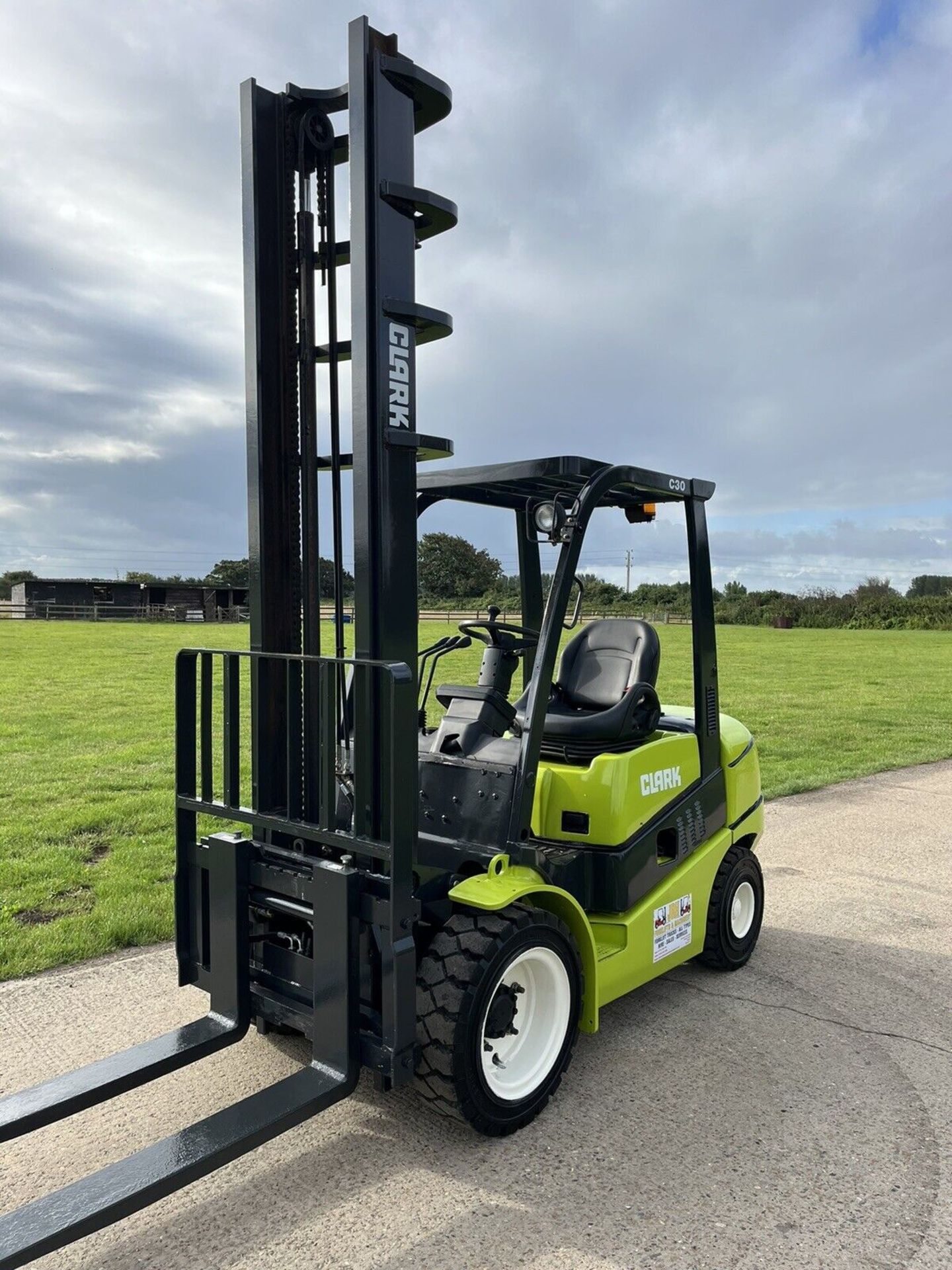 2015 CLARK, 3 Tonne Diesel Forklift Truck