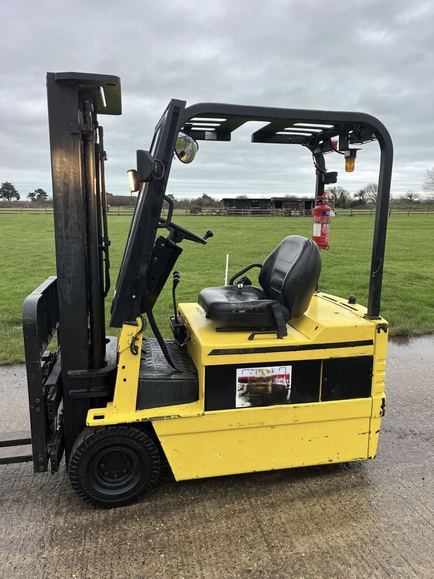 CATERPILLAR 1.8 Electric Forklift Truck (Container Spec) - Image 6 of 6
