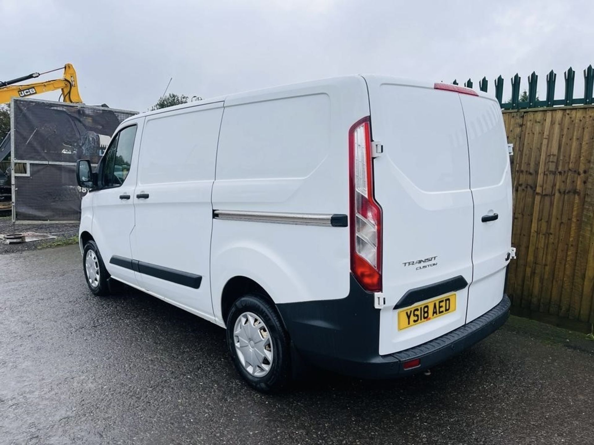 2018, Ford Transit Custom 270 TREND LR P/V - Image 11 of 16