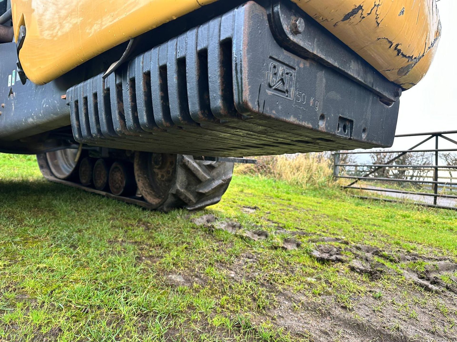 CATERPILLAR Challenger 35 210HP Tracked Crawler Tractor - Image 5 of 23