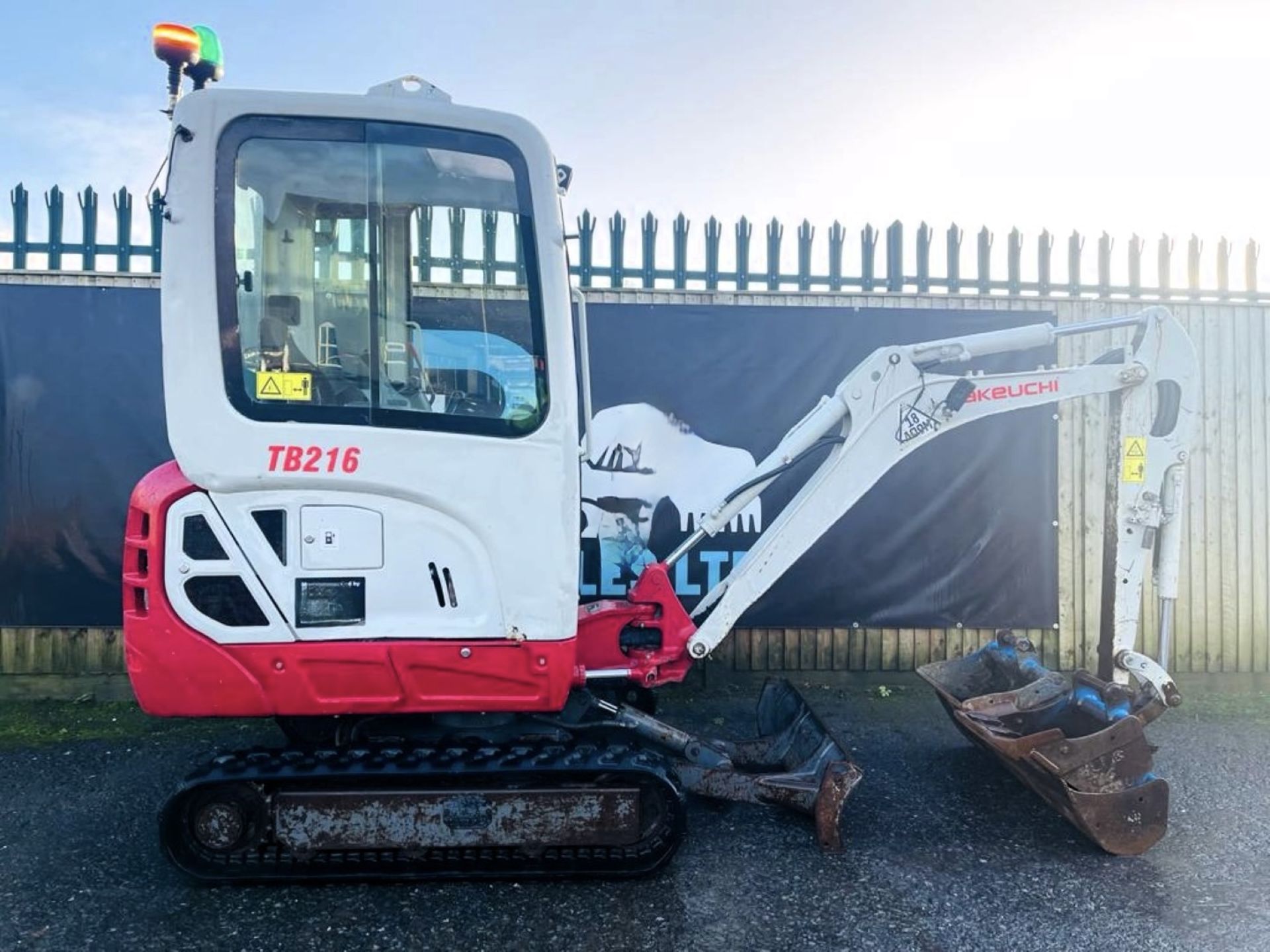 2017- TAKEUCHI TB216 EXCAVATOR - Image 15 of 15