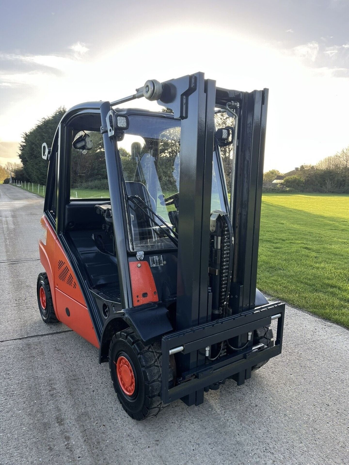 LINDE H25 Diesel Forklift Truck (container spec) - Image 2 of 5