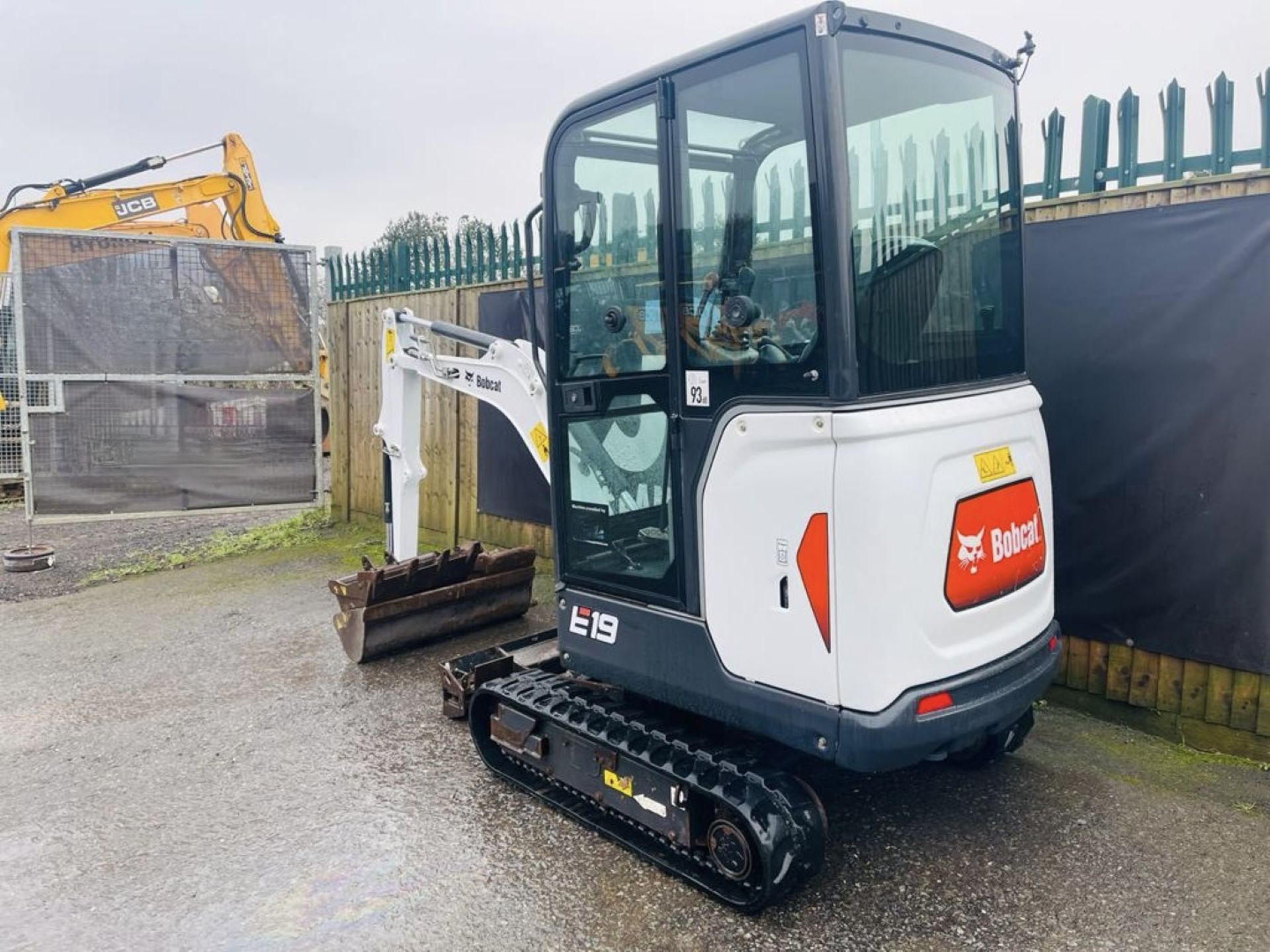 2019 - BOBCAT E19 EXCAVATOR - Image 2 of 15