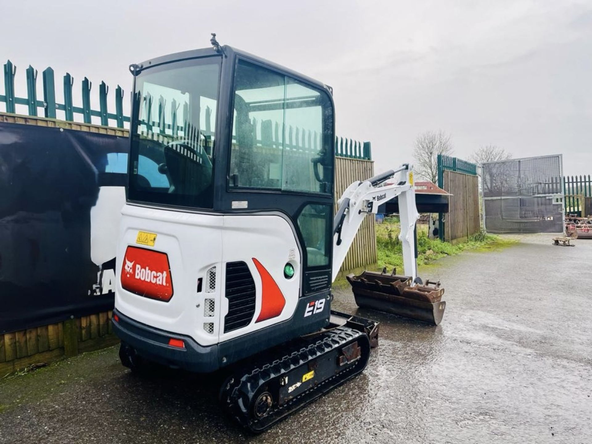 2019 - BOBCAT E19 EXCAVATOR - Image 3 of 15