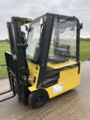 CATERPILLAR 1.6 Electric Forklift Truck (Container Spec)