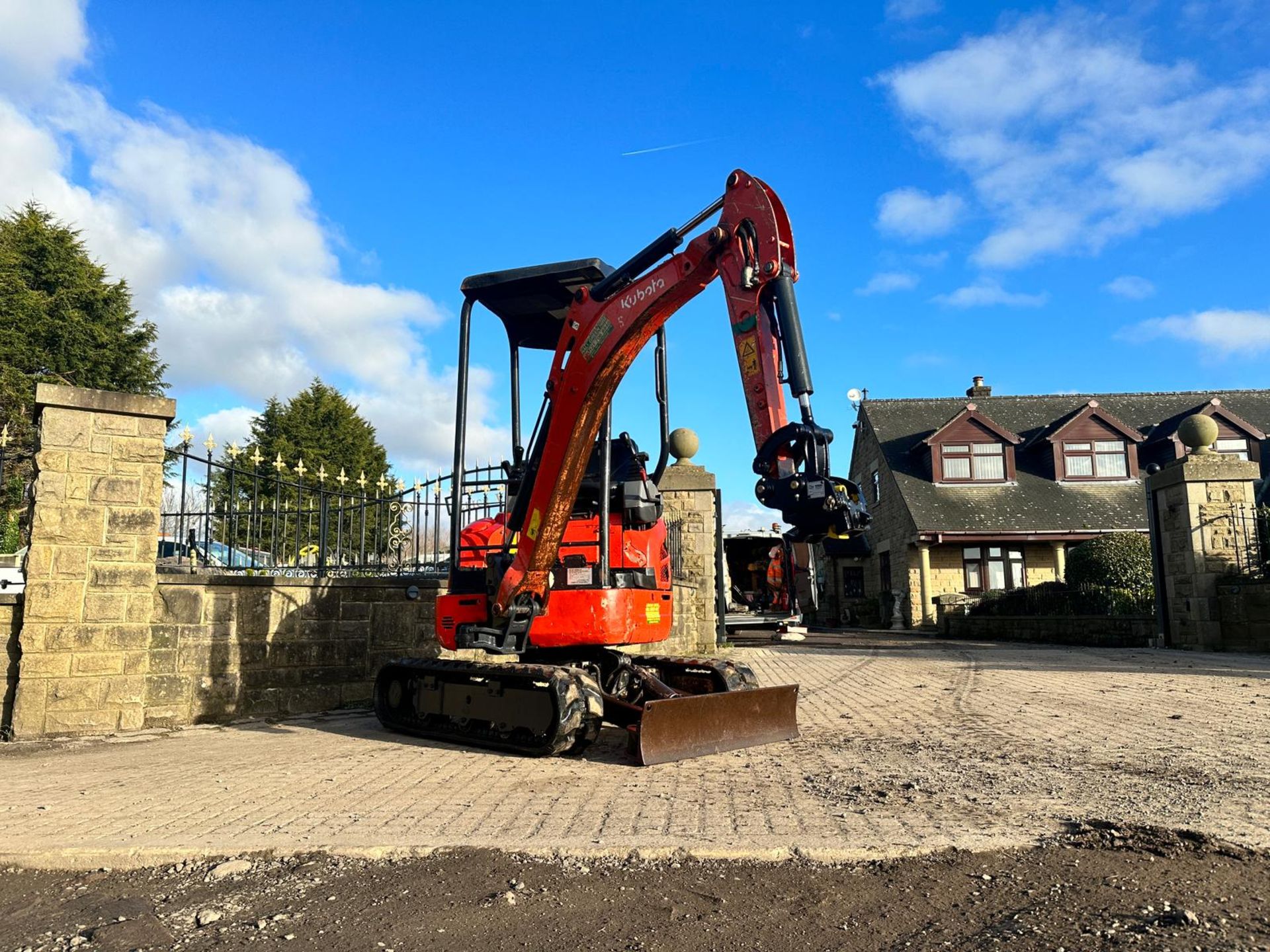 2015 KUBOTA U17-3 MINI EXCAVATOR WITH NEW/UNUSED RHINOX QUICK HITCH - Image 19 of 22