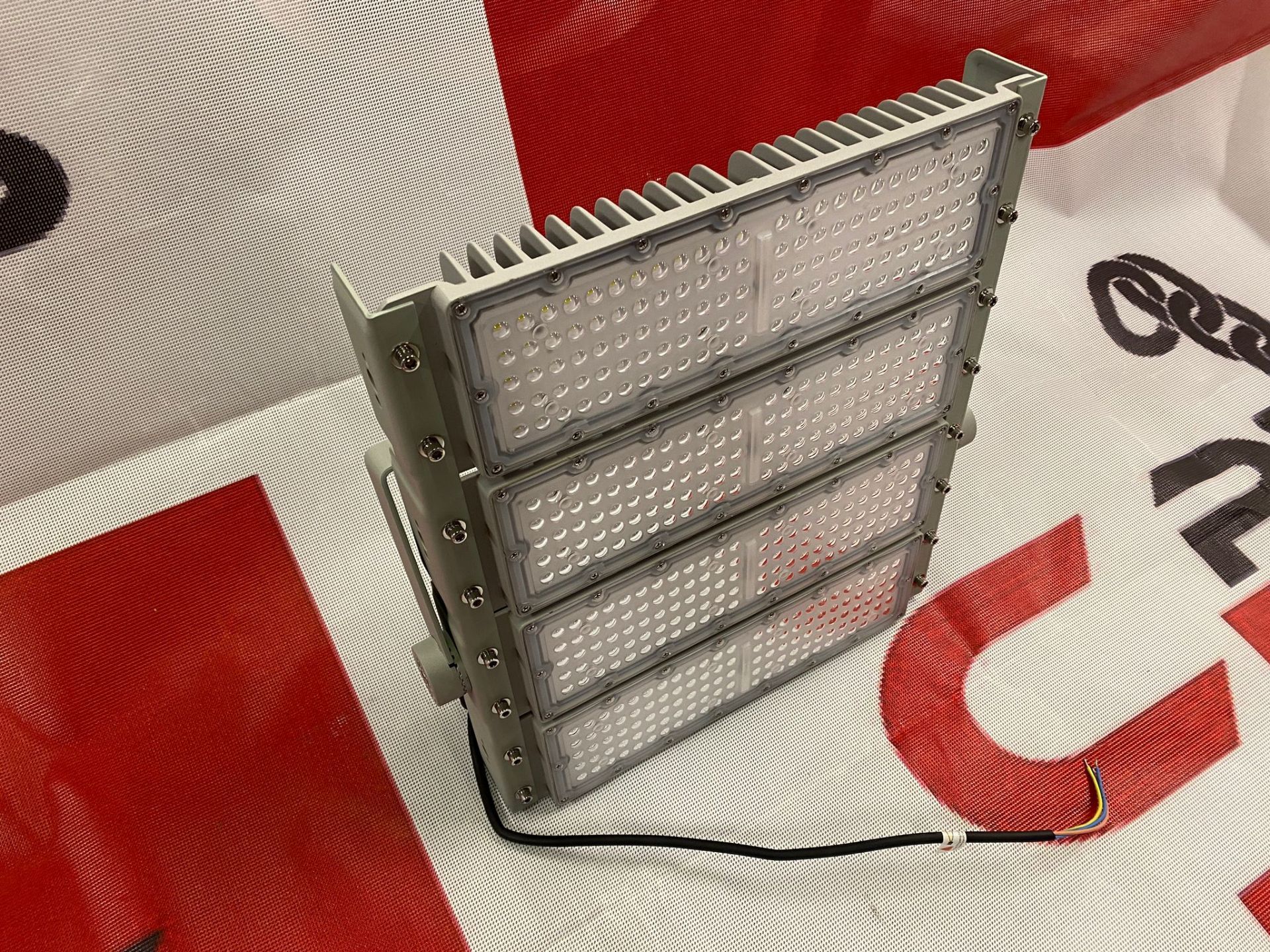 3 x LED400 Watt Flood Light Panel - For Car Parks, Security, Playing fields, Football pitches etc - Bild 8 aus 8