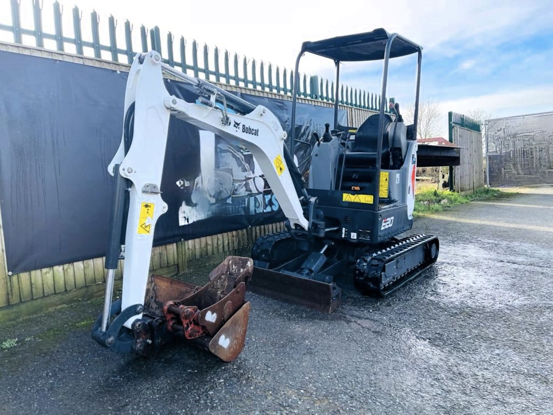 2017, BOBCAT E20 EXCAVATOR - Image 12 of 14