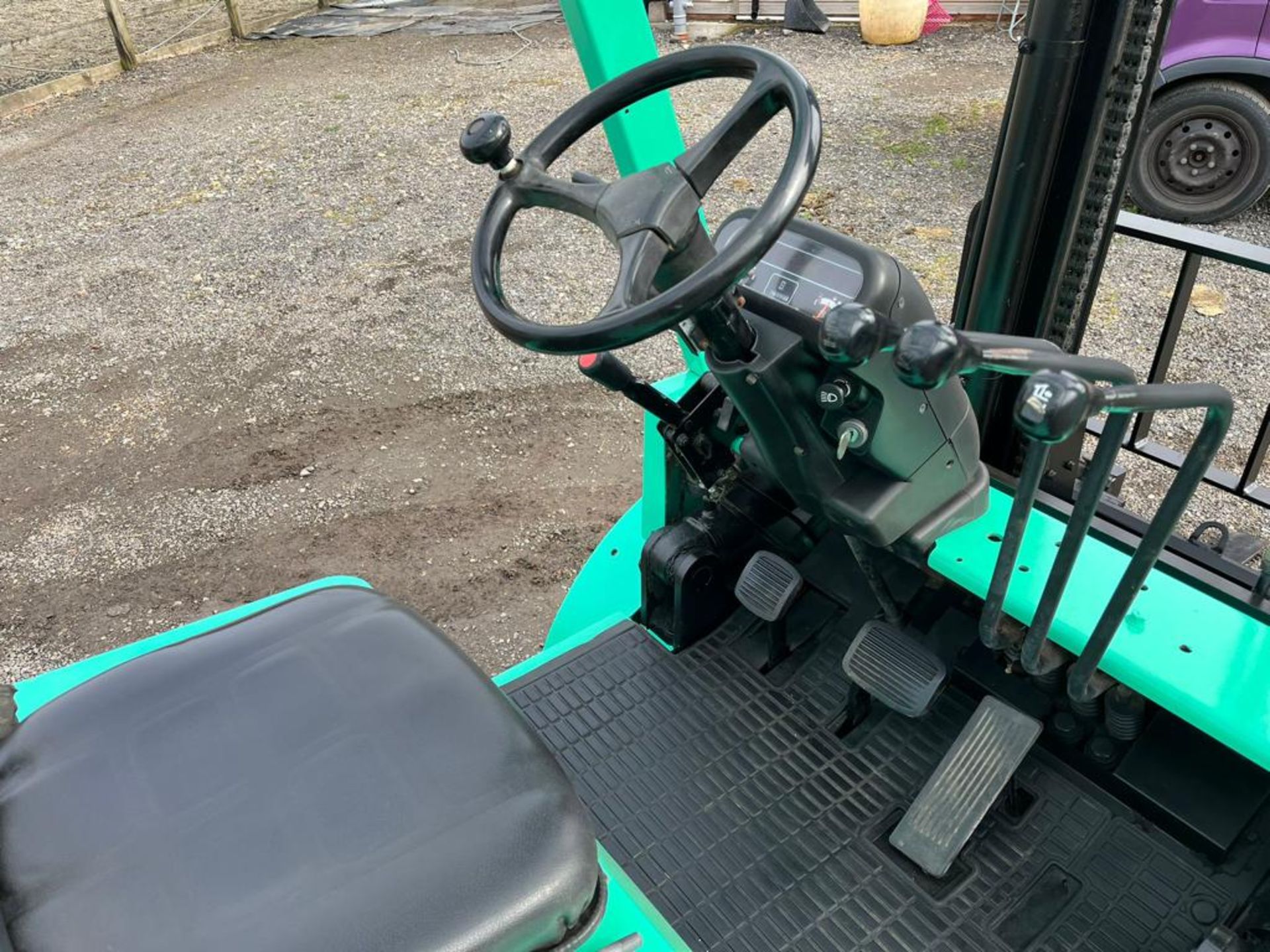 MITSUBISHI, 4 Tonne Diesel Forklift - Image 4 of 10