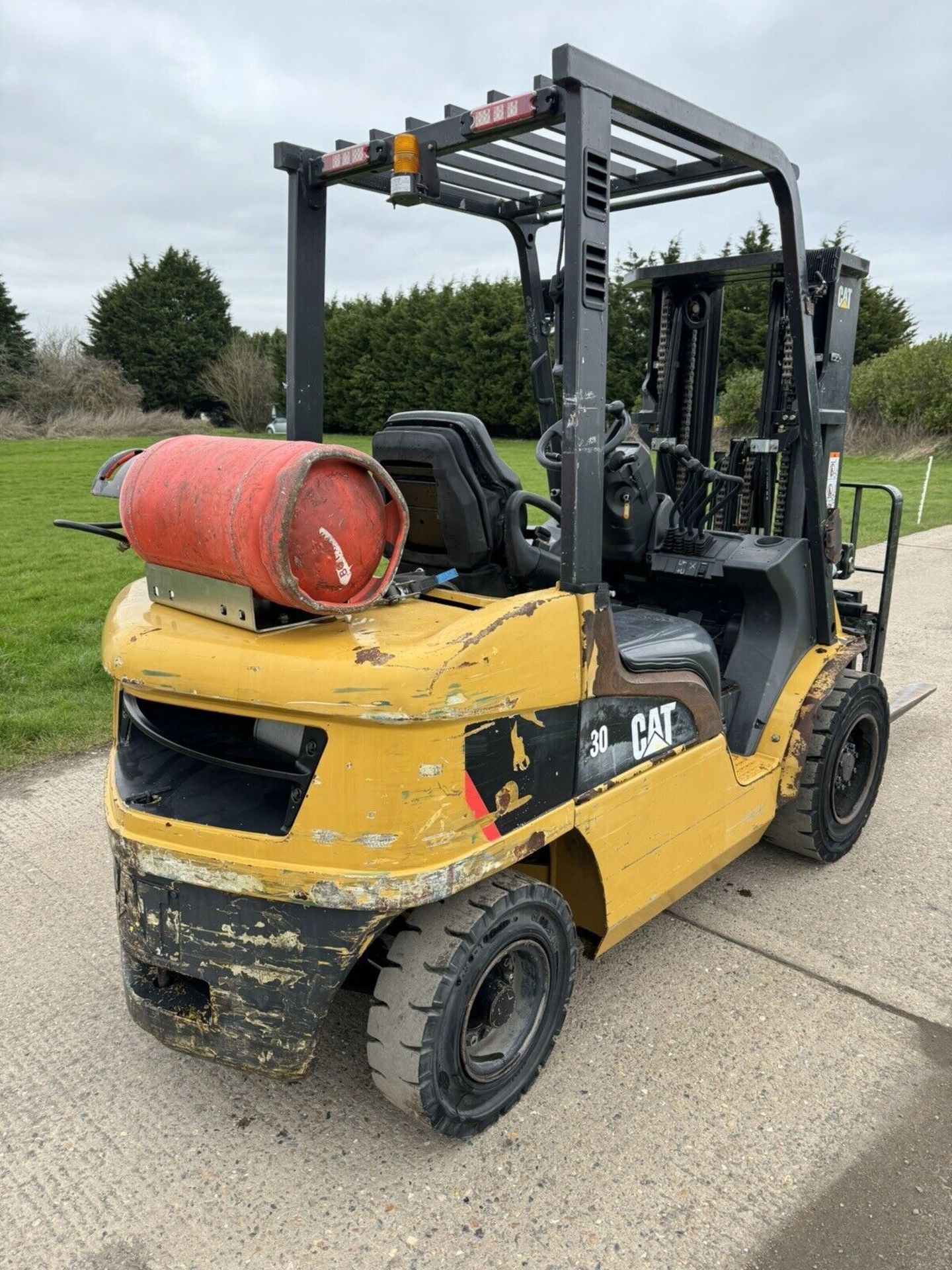 CATERPILLAR, 3 Tonne Gas Forklift - Bild 4 aus 5