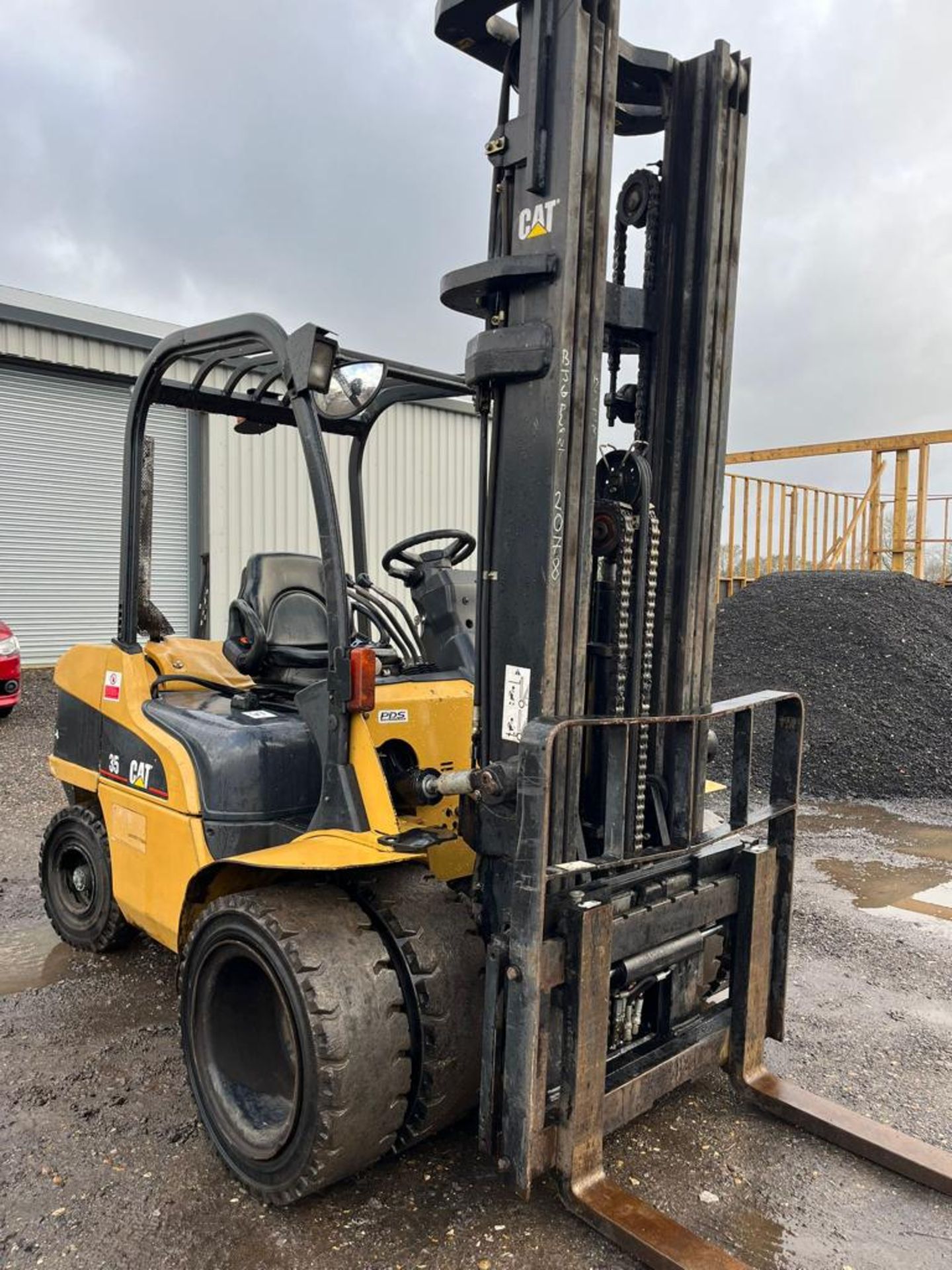 2004, CATERPILLAR - 3.5 Tonne Diesel Forklift - Image 3 of 12