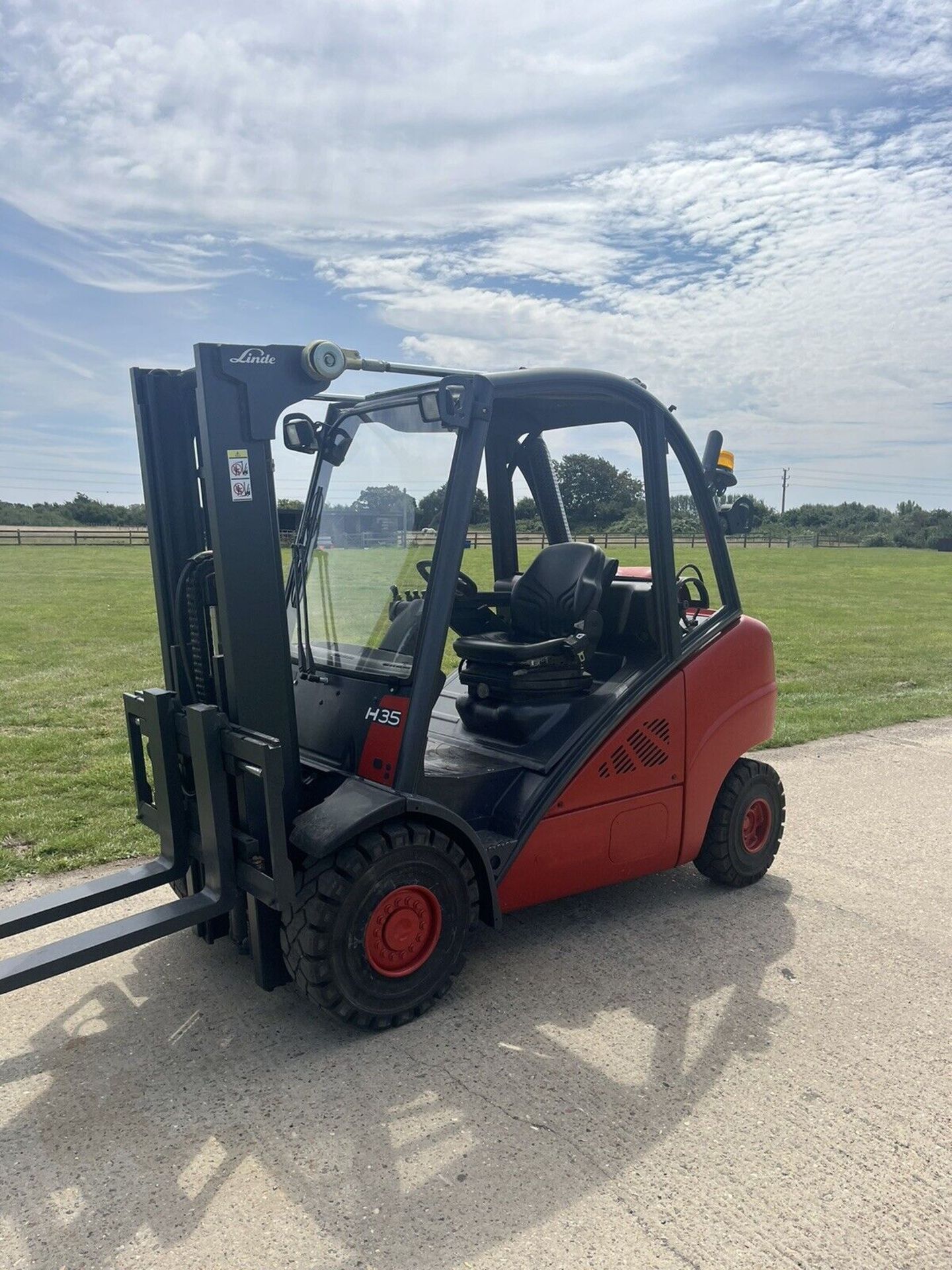 LINDE, LPG 3.5 Ton Forklift - Image 2 of 6