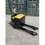 2013, CATERPILLAR 2 Electric Pallet Truck