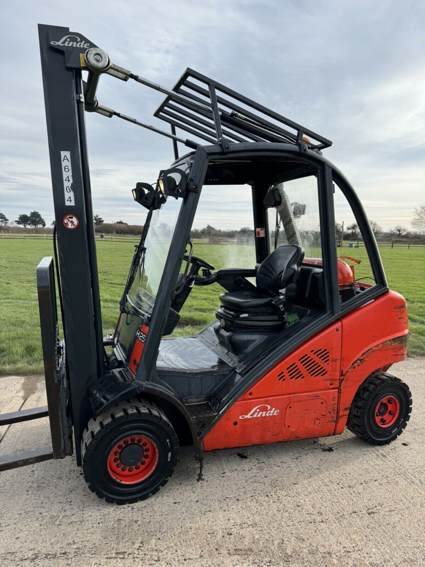 LINDE, H25 - Gas Forklift Truck - Image 3 of 3