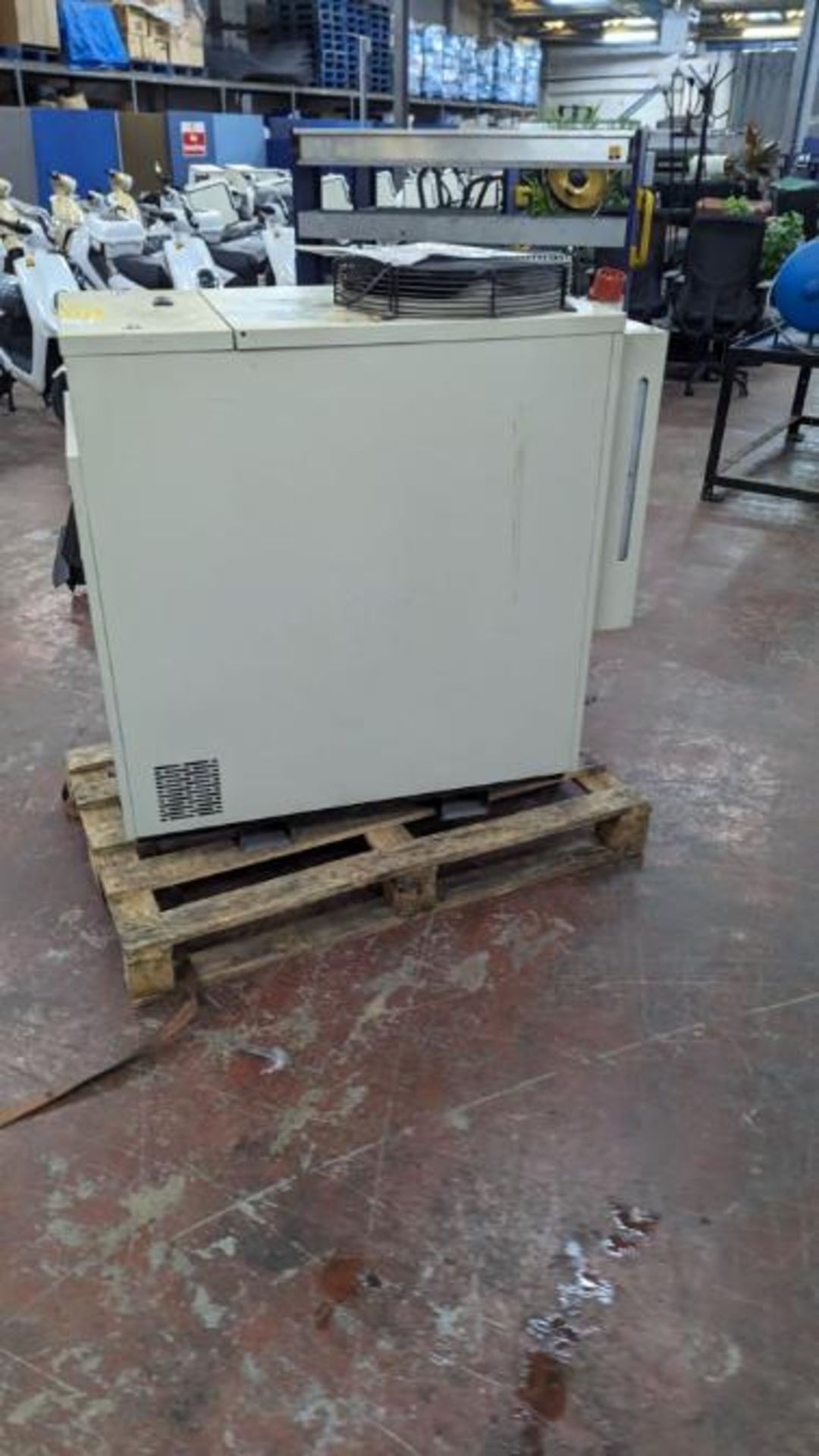 ICS type chiller TAE020 - Direct from commercial facility - Image 2 of 6