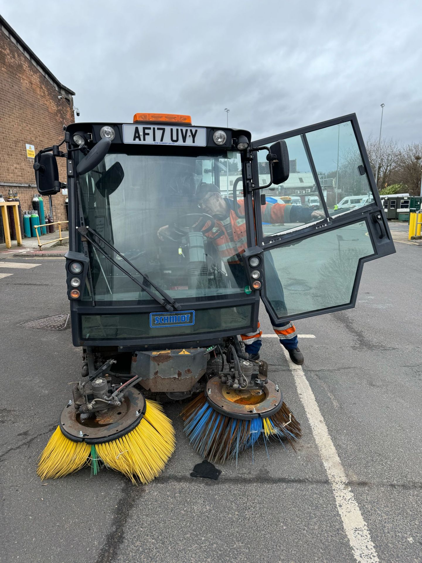 2017, SCHMIDT - Compact Road Sweeper (Ex-Council fleet owned and maintained) - Image 9 of 32