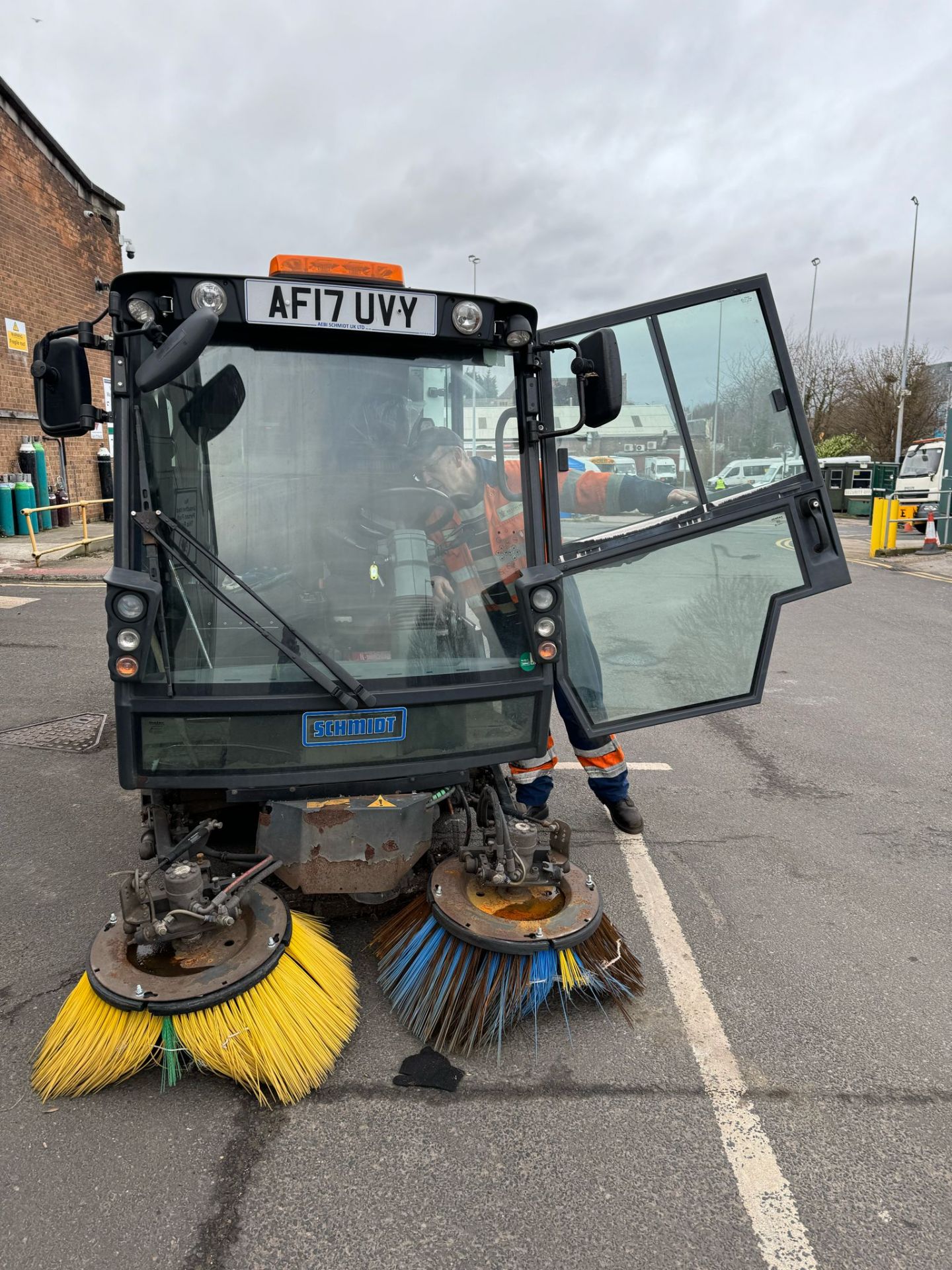 2017, SCHMIDT - Compact Road Sweeper (Ex-Council fleet owned and maintained) - Image 10 of 32