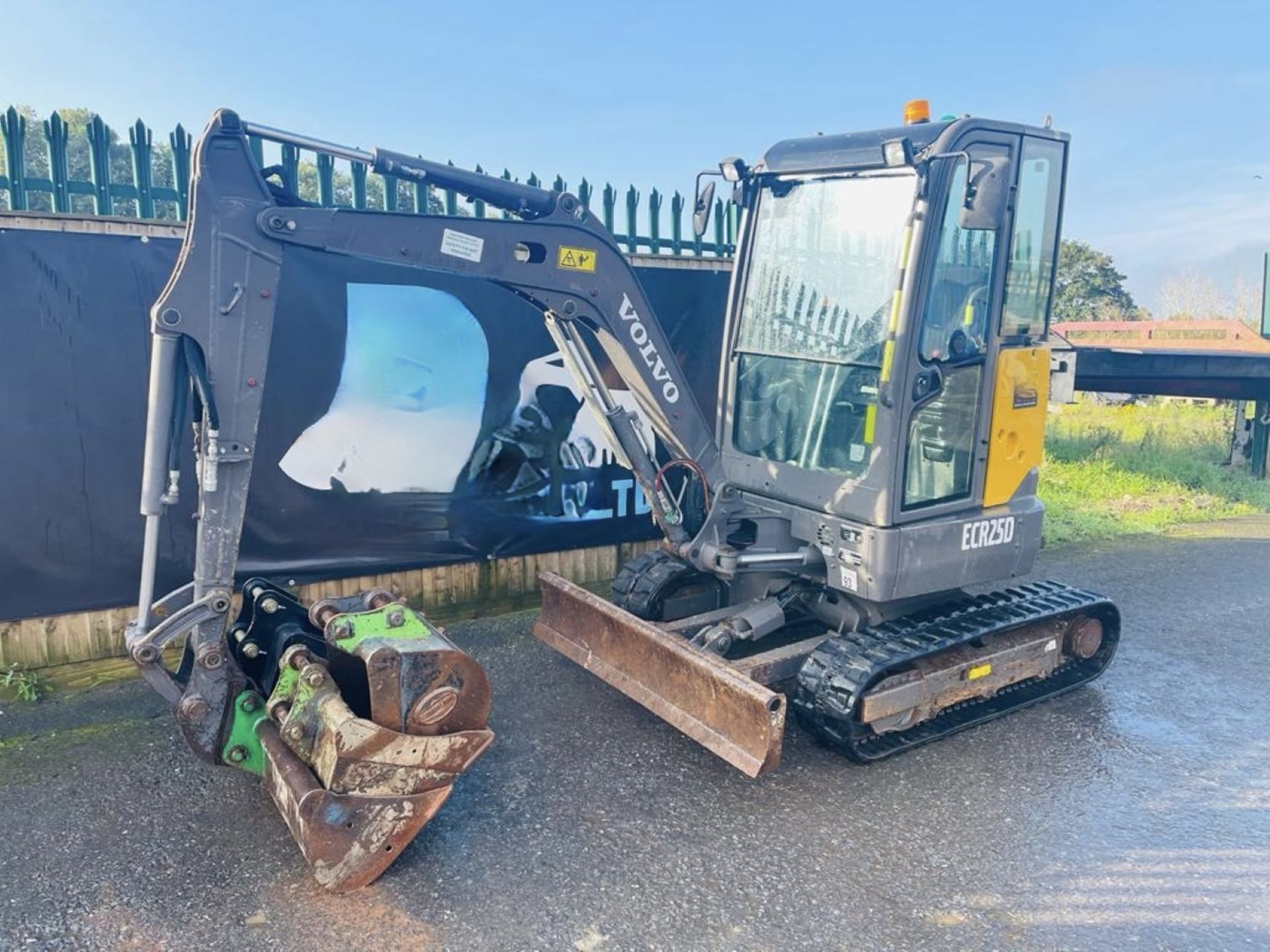 2018 - VOLVO ECR25D EXCAVATOR - Image 5 of 15