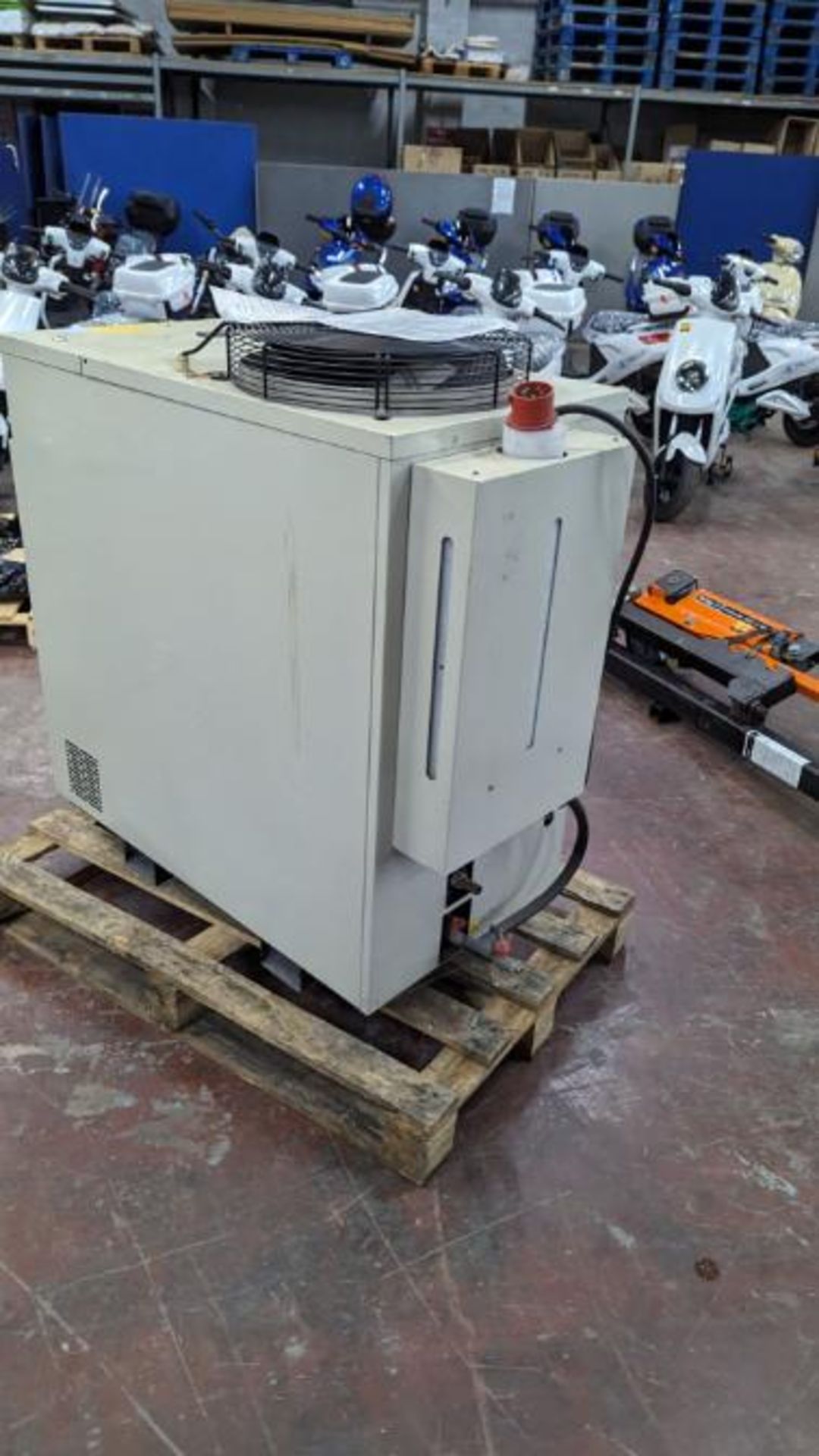 ICS type chiller TAE020 - Direct from commercial facility - Image 3 of 6