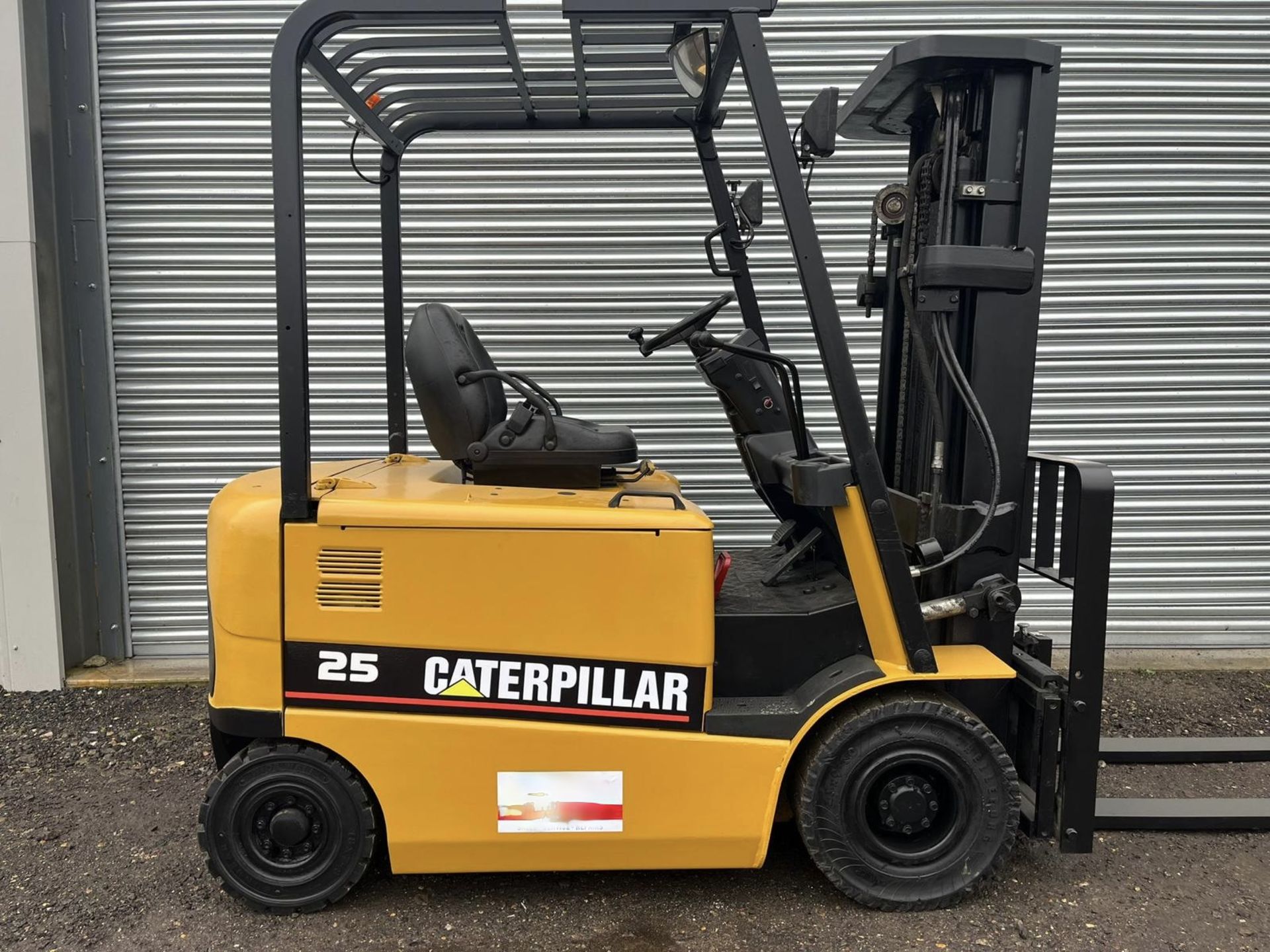 2014 - CATERPILLAR, EP25, 2.5 Tonne Electric Forklift - Image 6 of 7