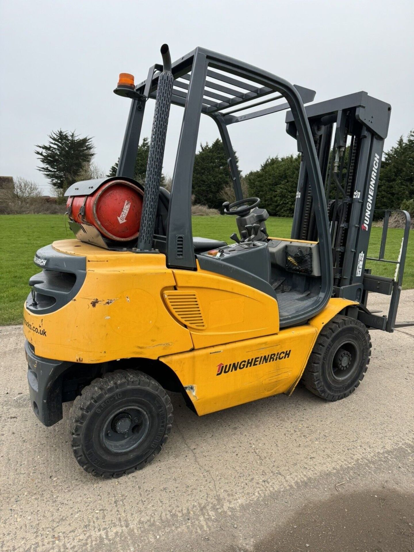 Jungheinrich - 2 Tonne Gas Forklift (Container Spec) - Image 5 of 6