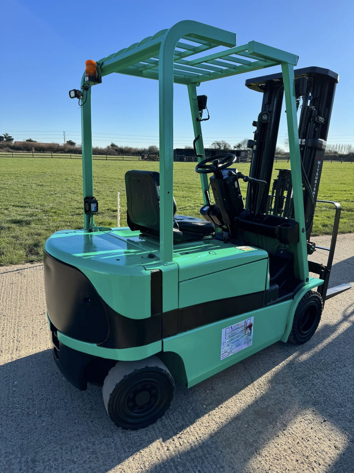 MITSUBISHI 2 Tonne (Container Spec) Electric Forklift Truck - Image 3 of 4