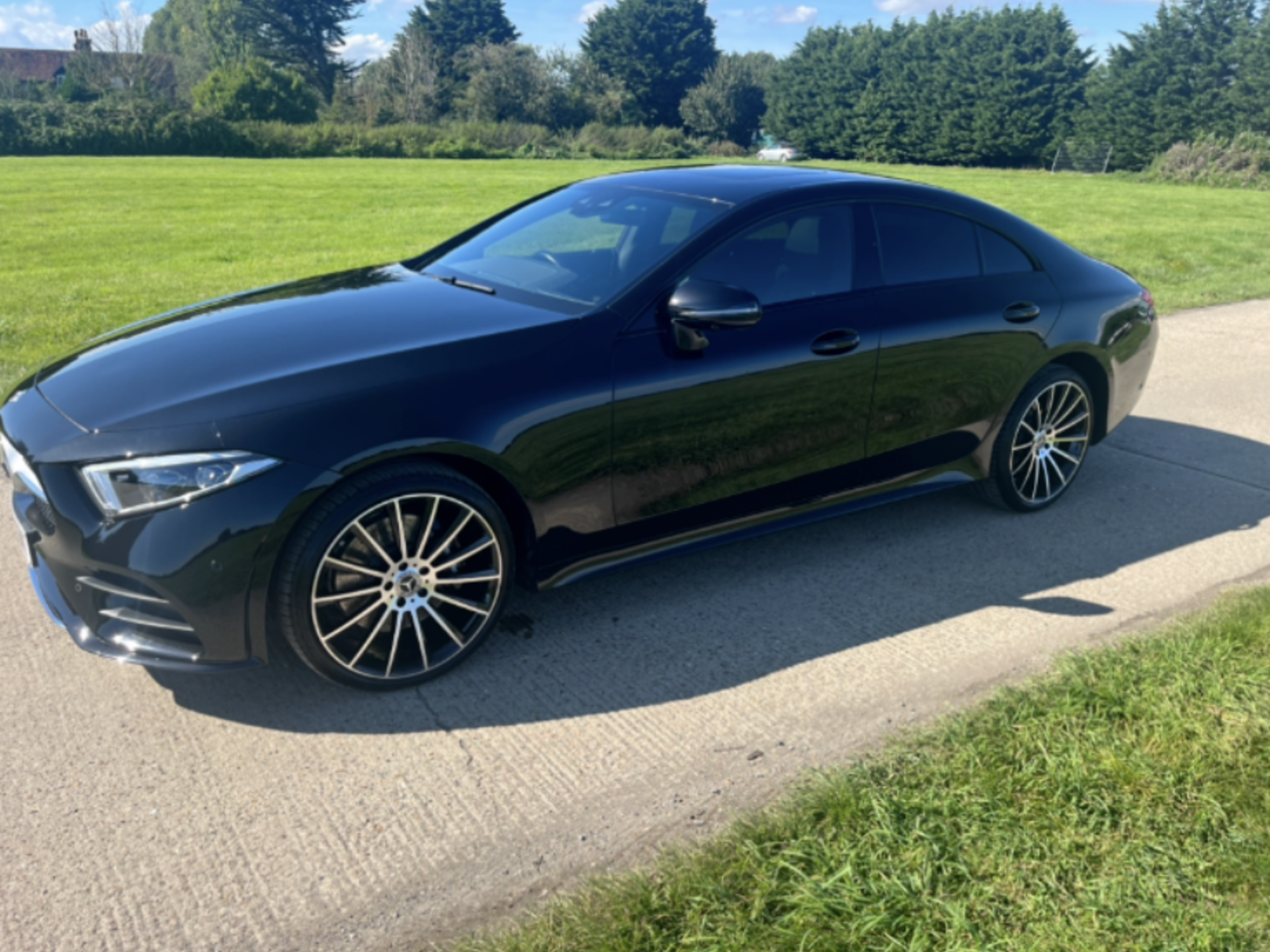 2019 Mercedes-Benz CLS 350d 4Matic AMG Line Premium + 4dr 9G-Tronic COUPE - Image 2 of 13