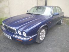 NO RESERVE, 2001 - JAGUAR XJ8