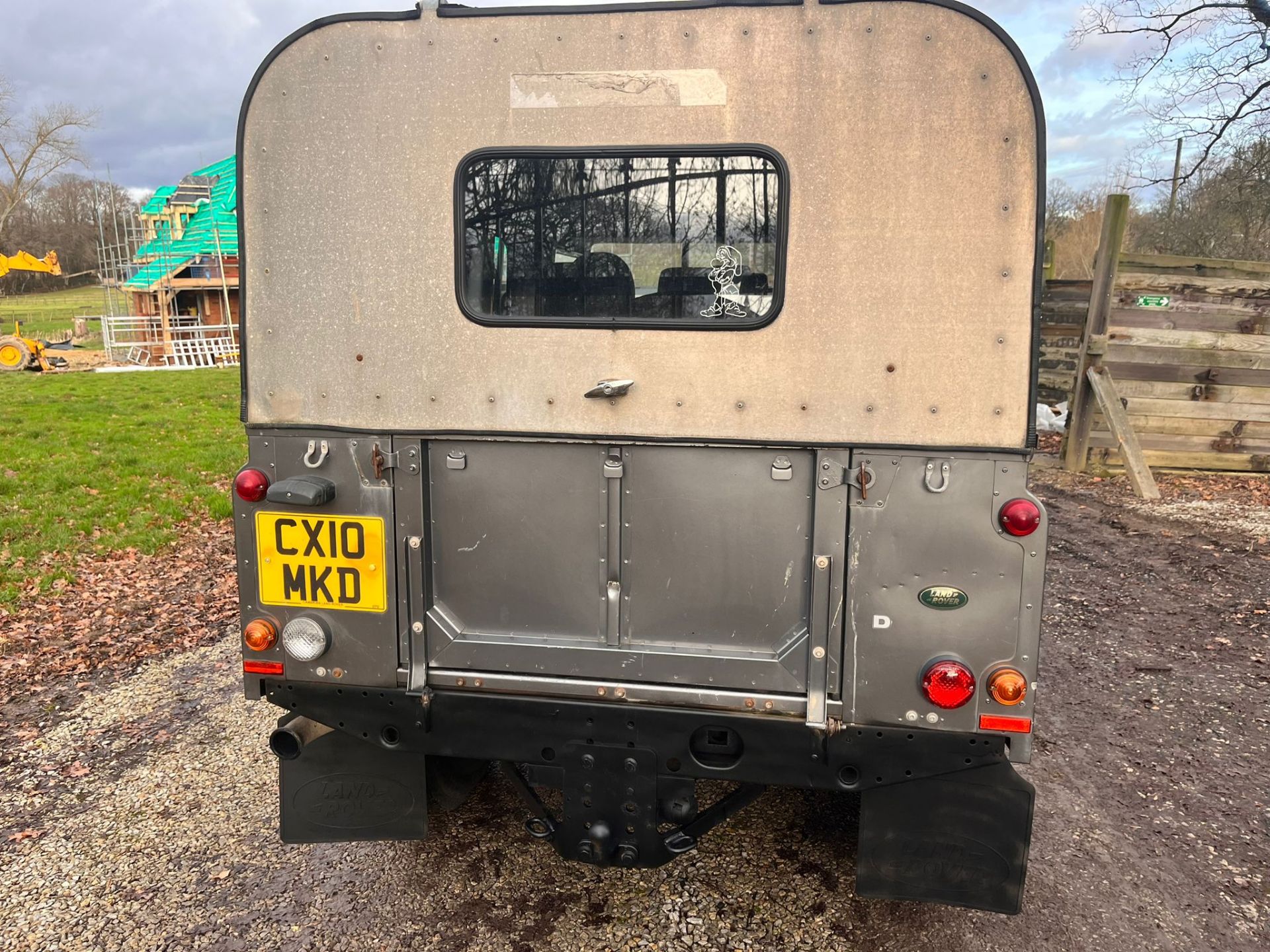 2010 Landrover Defender 110 - Double Cab Country 4 TDCi (No VAT on hammer) - Image 7 of 14