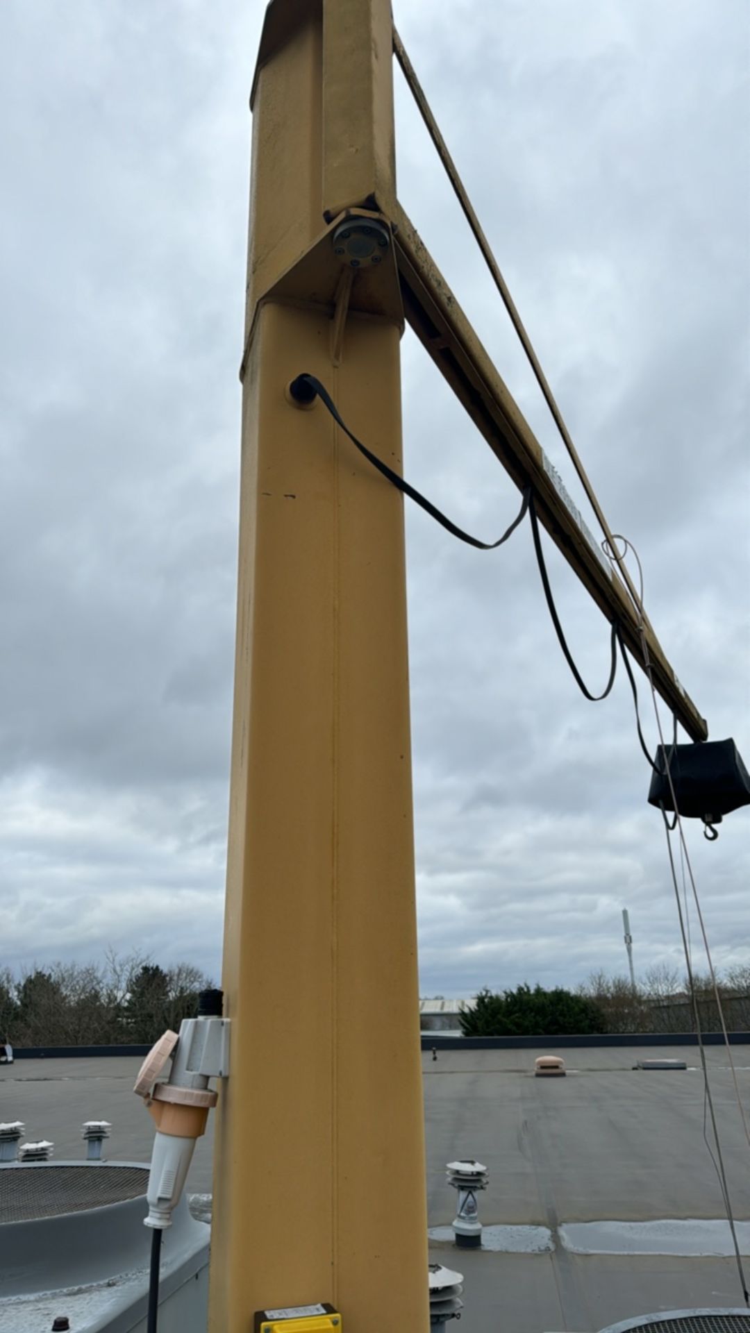Roof Crane - Jib Crane Fitted with Electric Chain Hoist - Image 6 of 7