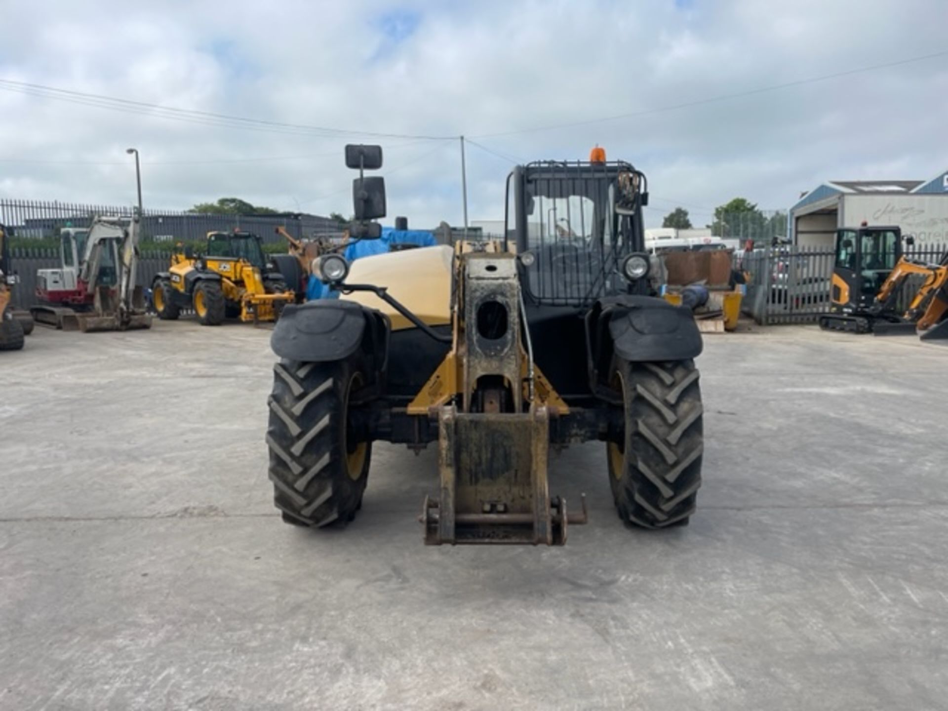 2016 CAT TH337C TELEHANDLER - Image 9 of 18