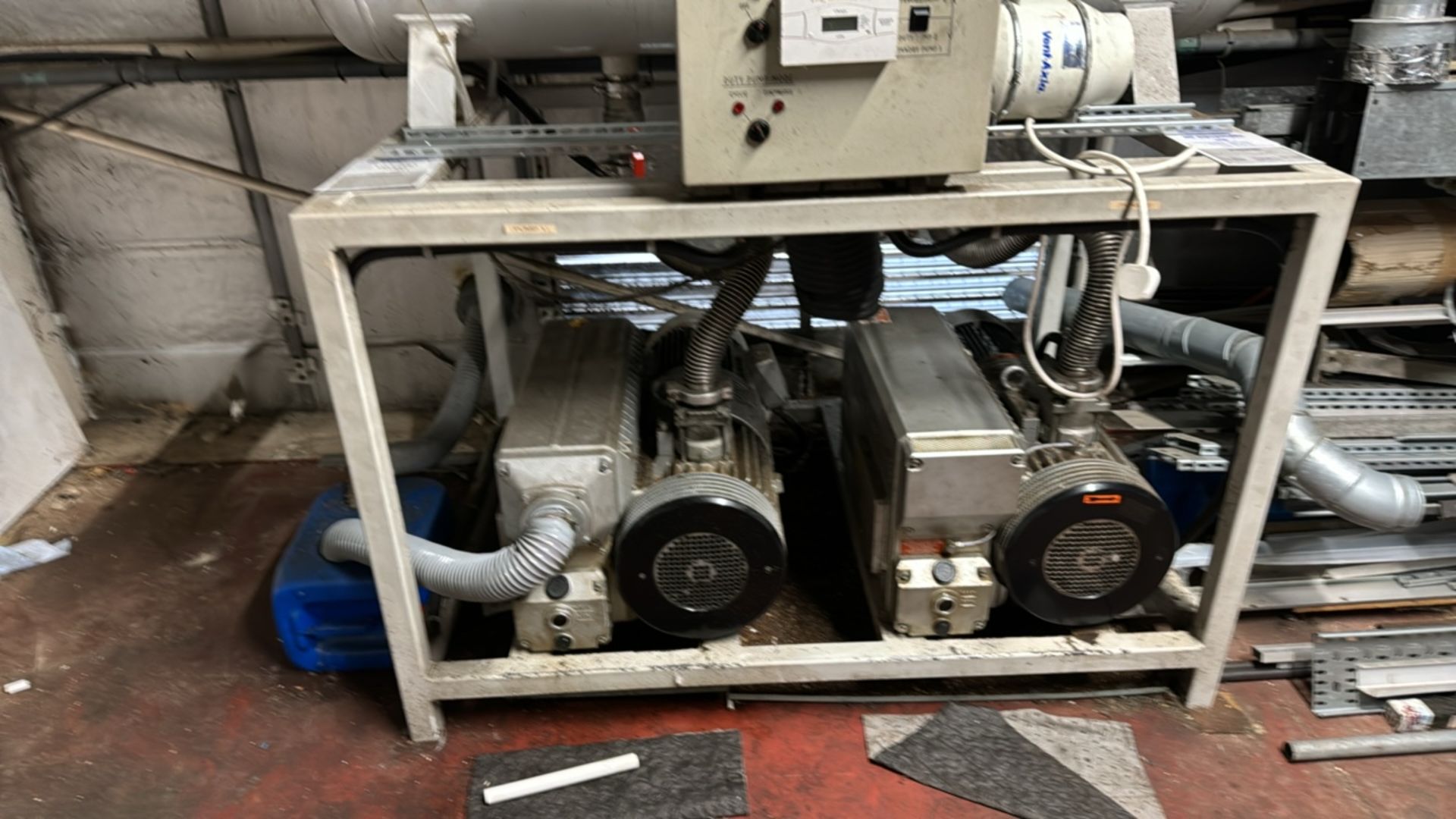 Vent Axia AirTrak Vacuum System Includes Compressor and 2 x BUSCH Rotary Vane Vacuum Pumps - Image 4 of 11