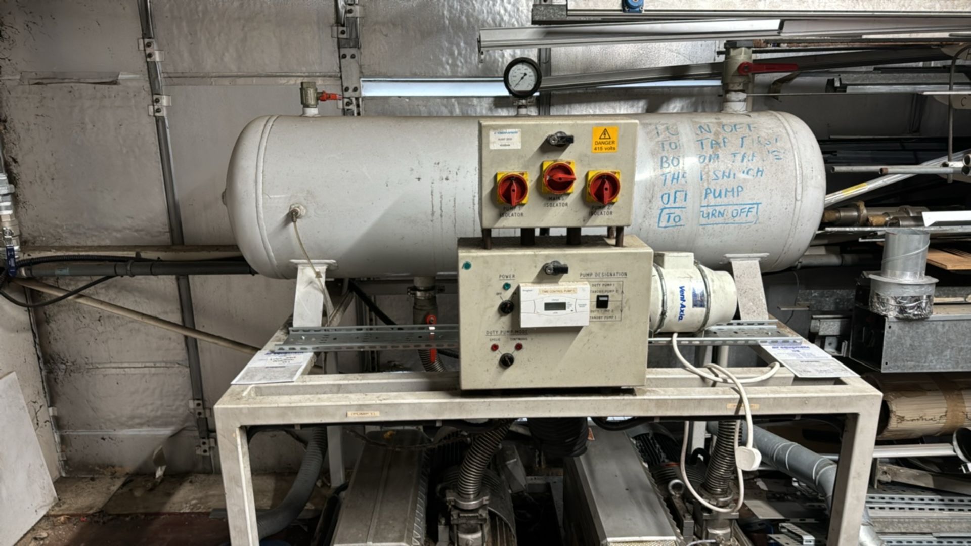 Vent Axia AirTrak Vacuum System Includes Compressor and 2 x BUSCH Rotary Vane Vacuum Pumps - Image 3 of 11