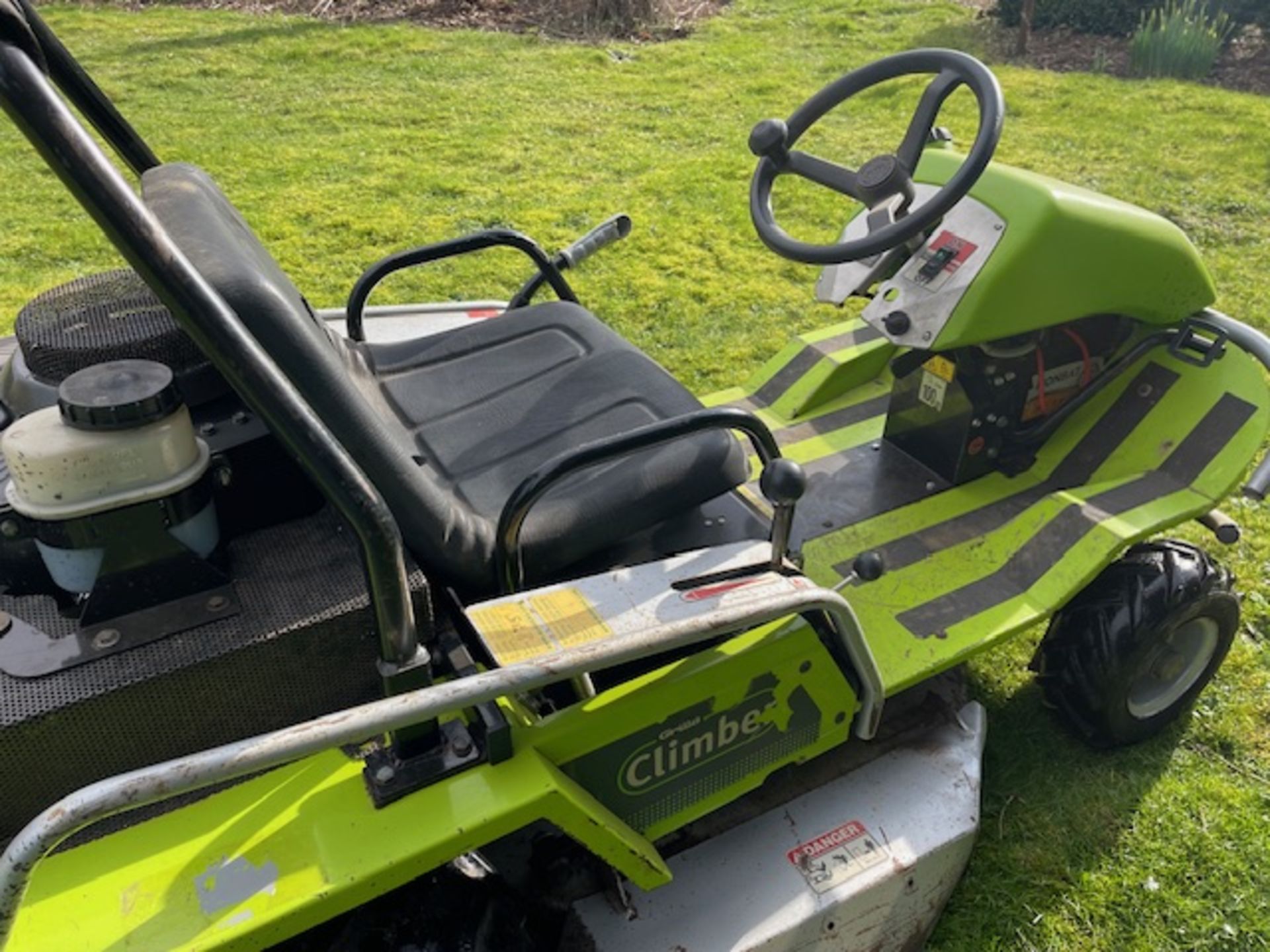 2007, GRILLO CLIMBER 9.21 SERIES RIDE ON MOWER - Image 8 of 10