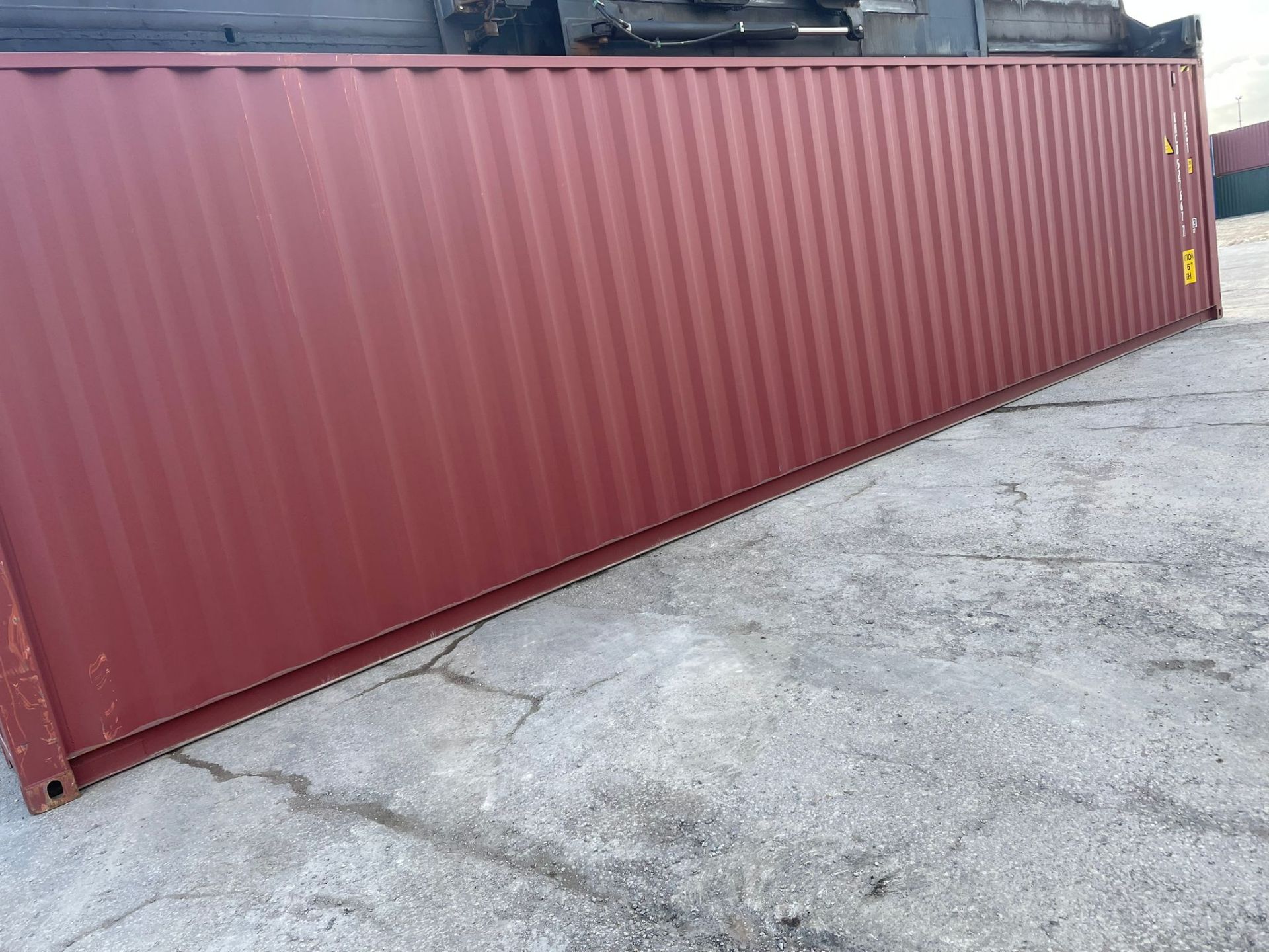 NO RESERVE - 40ft HC Shipping Container - ref XHCU5276677 - Image 2 of 6