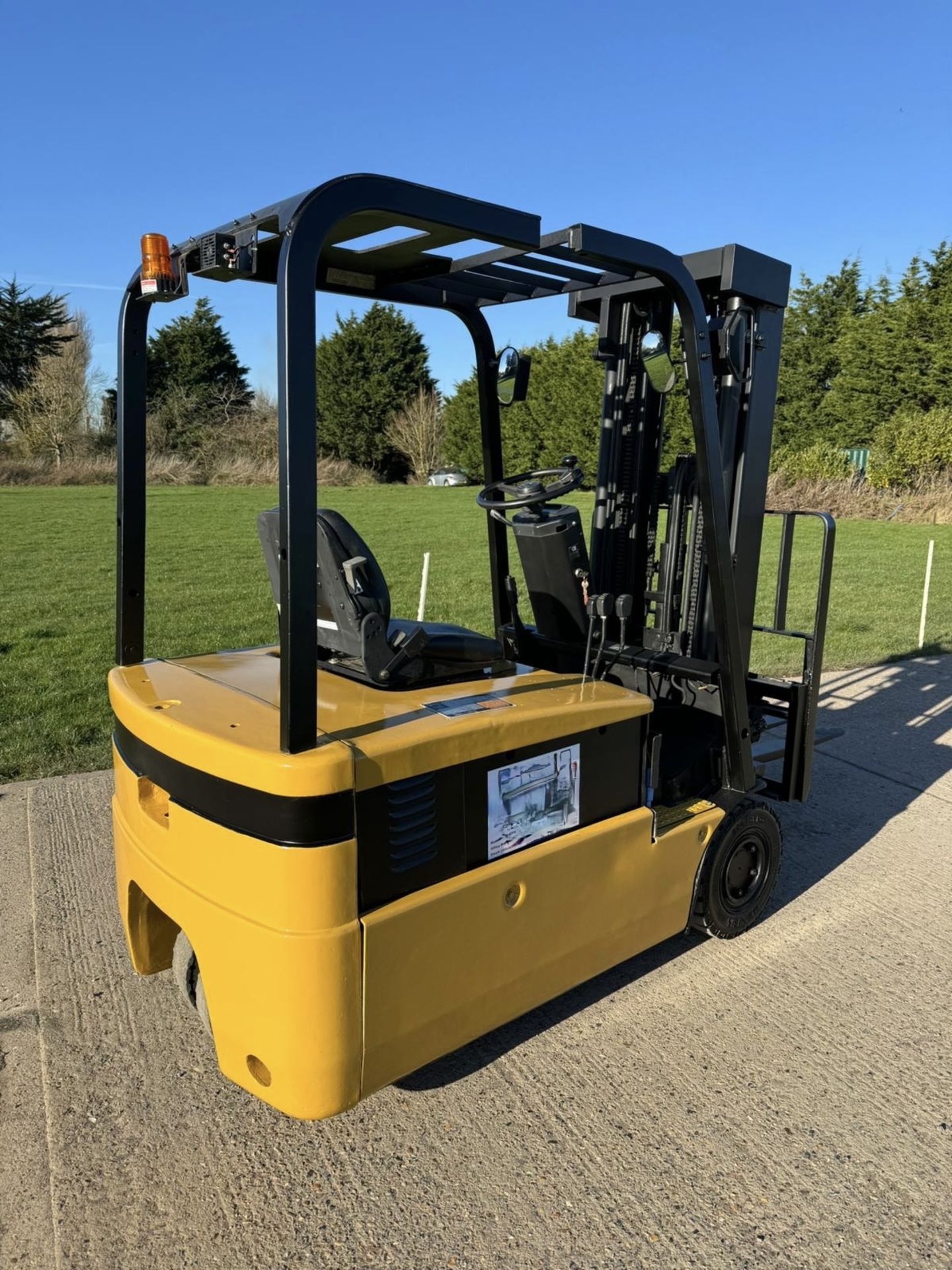 DAEWOO Electric Forklift Truck (Container Spec) - Image 8 of 8