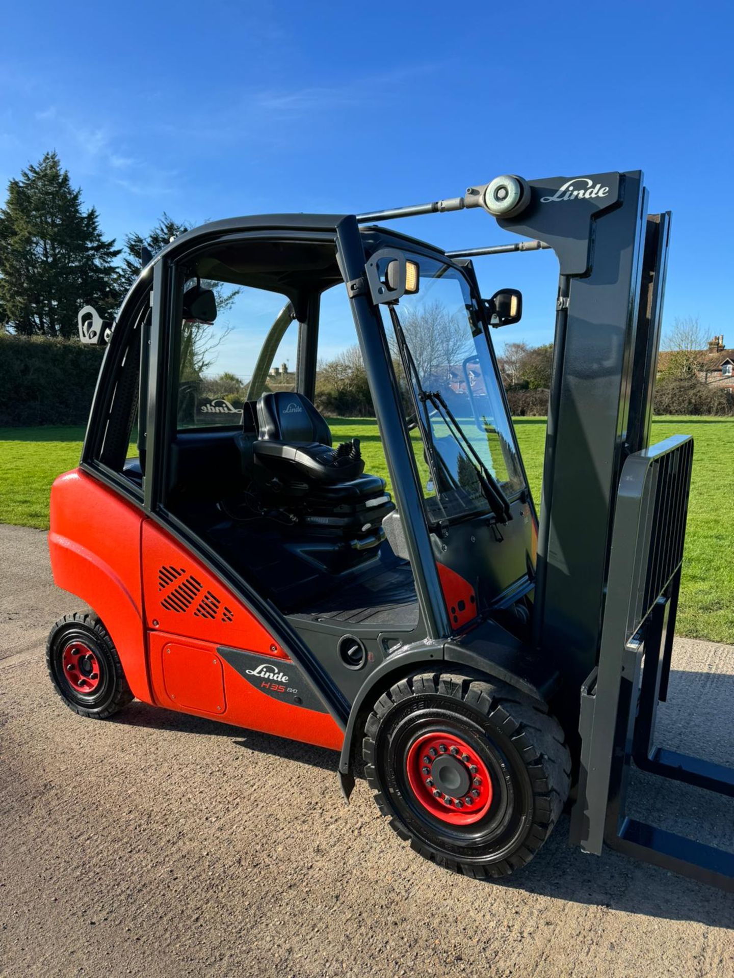 2019, LINDE - H35 Diesel Forklift Truck (Container Spec) - 1300 Hours - Image 2 of 8