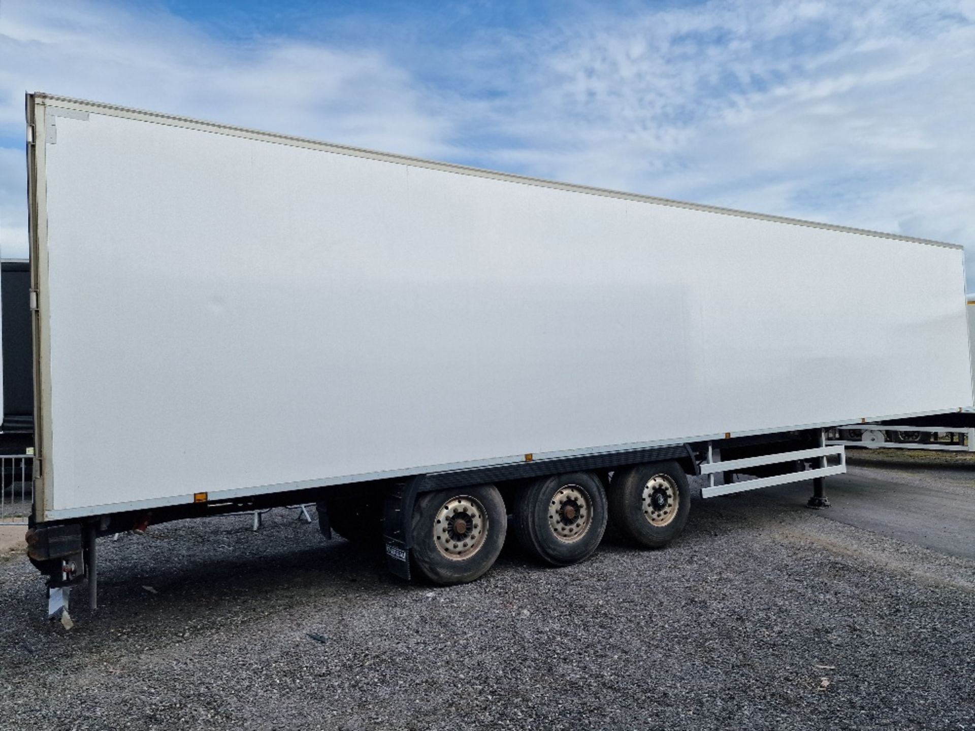 2015 Chereau 13.6m Tri-Axle Multi-Temp Refrigerated Trailer - Image 7 of 13