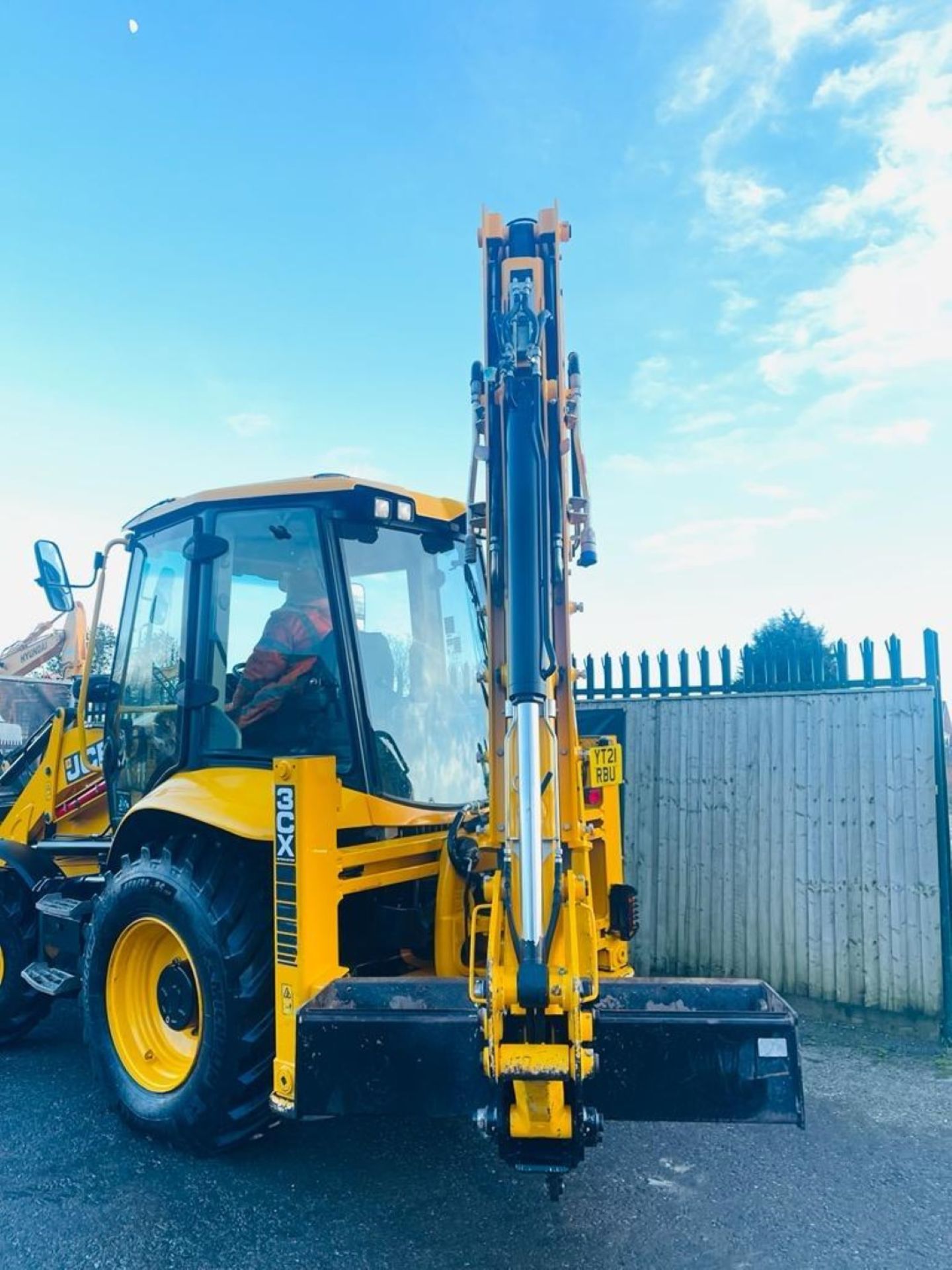 2021, JCB 3CX SITEMASTER PLUS (924 hours) - Image 13 of 22