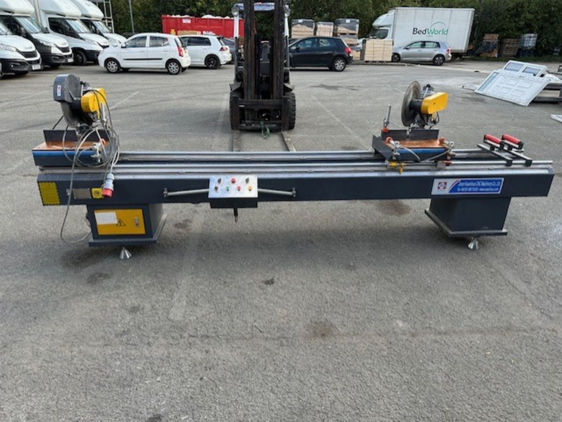 Double Headed Cutting Machine