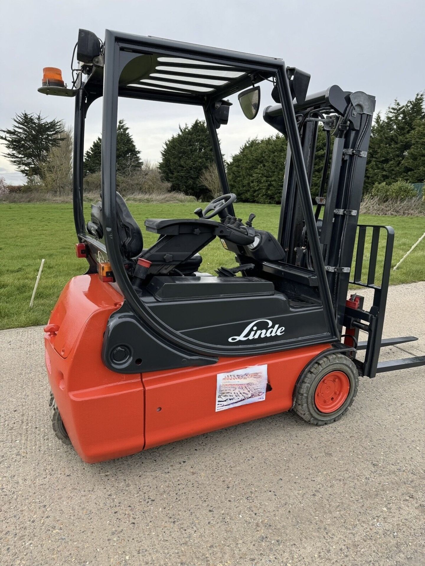 2006, LINDE - E16 1.6 Tonne Electric Forklift Truck (Container Spec) - Image 2 of 3