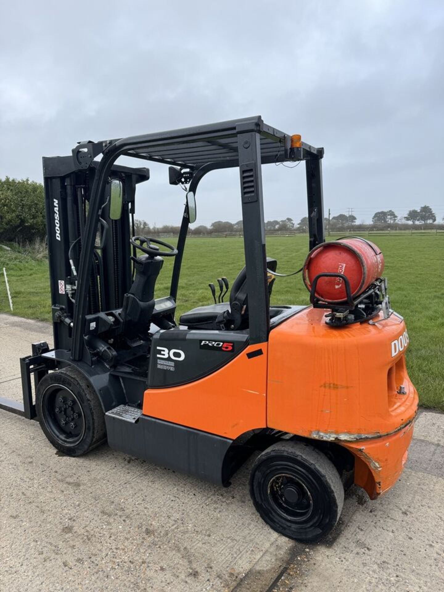 DOOSAN, 3 Tonne Gas Forklift (Container / Triple Mast) - Image 4 of 4