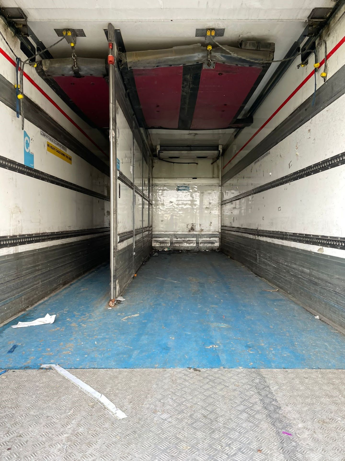 2012 SDC 8.4m Single Axle Refrigerated Multi-Temp Trailer - Image 12 of 13